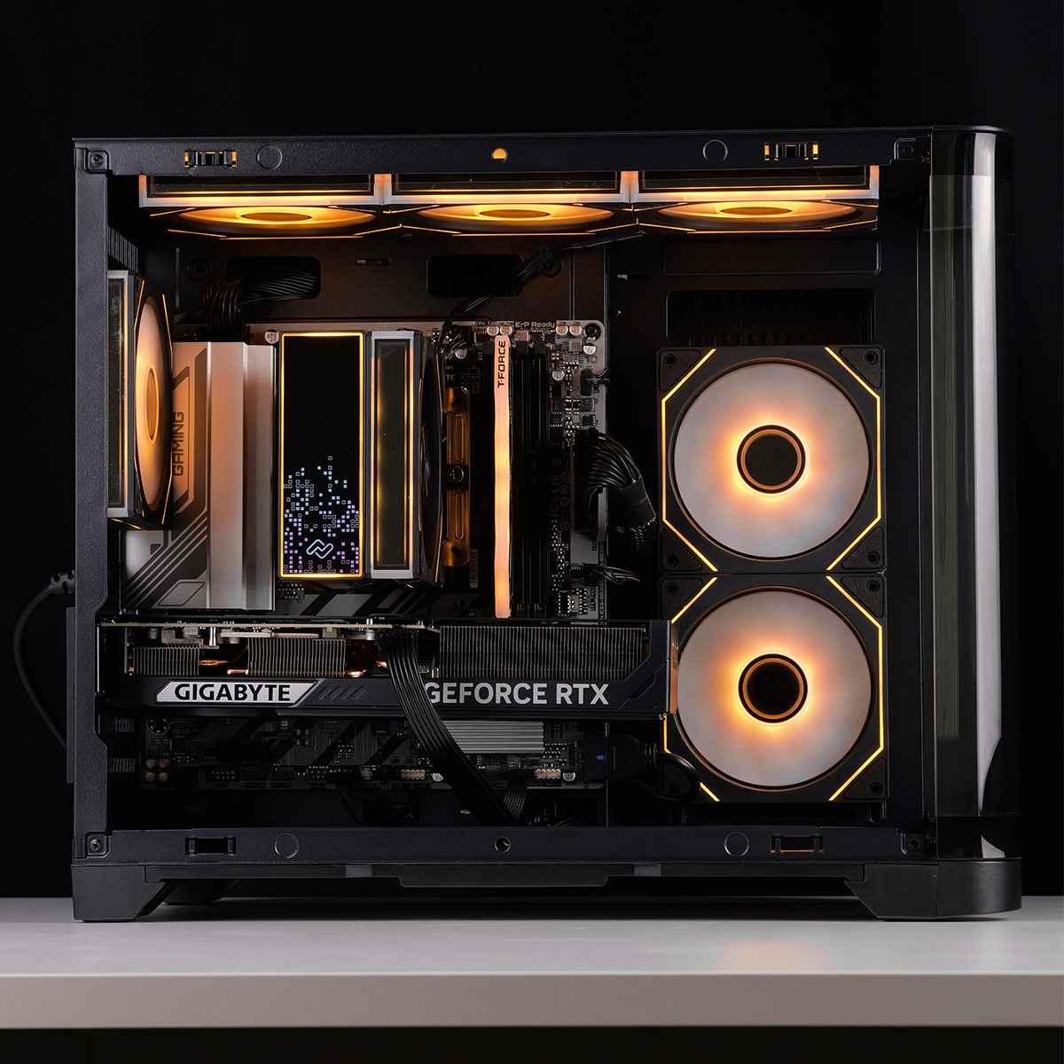 ASTRAL: RYZEN 5 7500F | RTX 5070