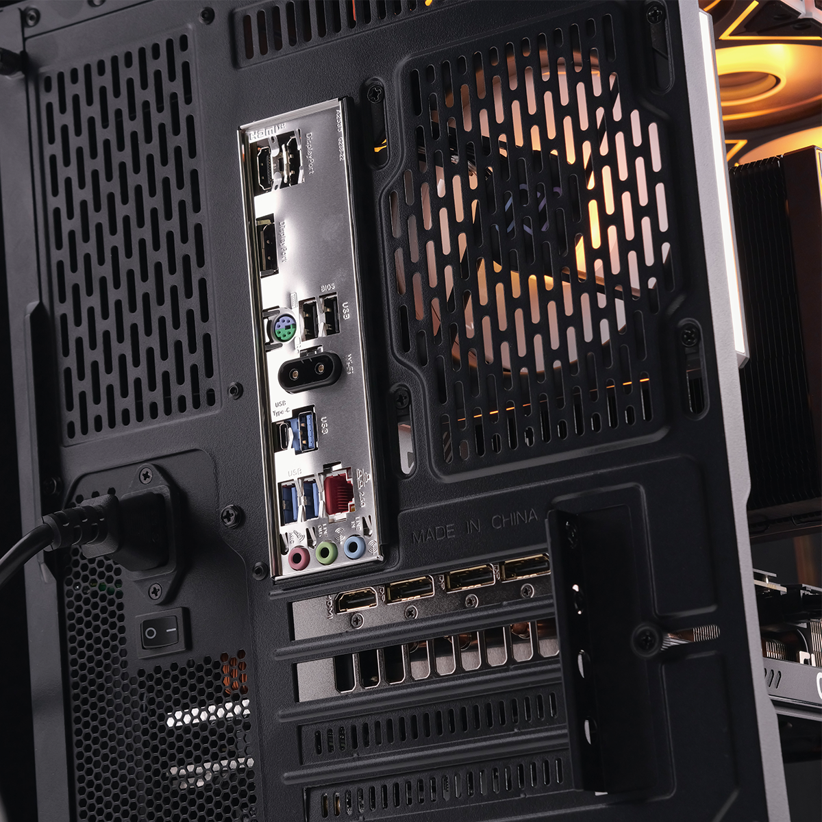 ASTRAL: RYZEN 5 7500F | RTX 5070