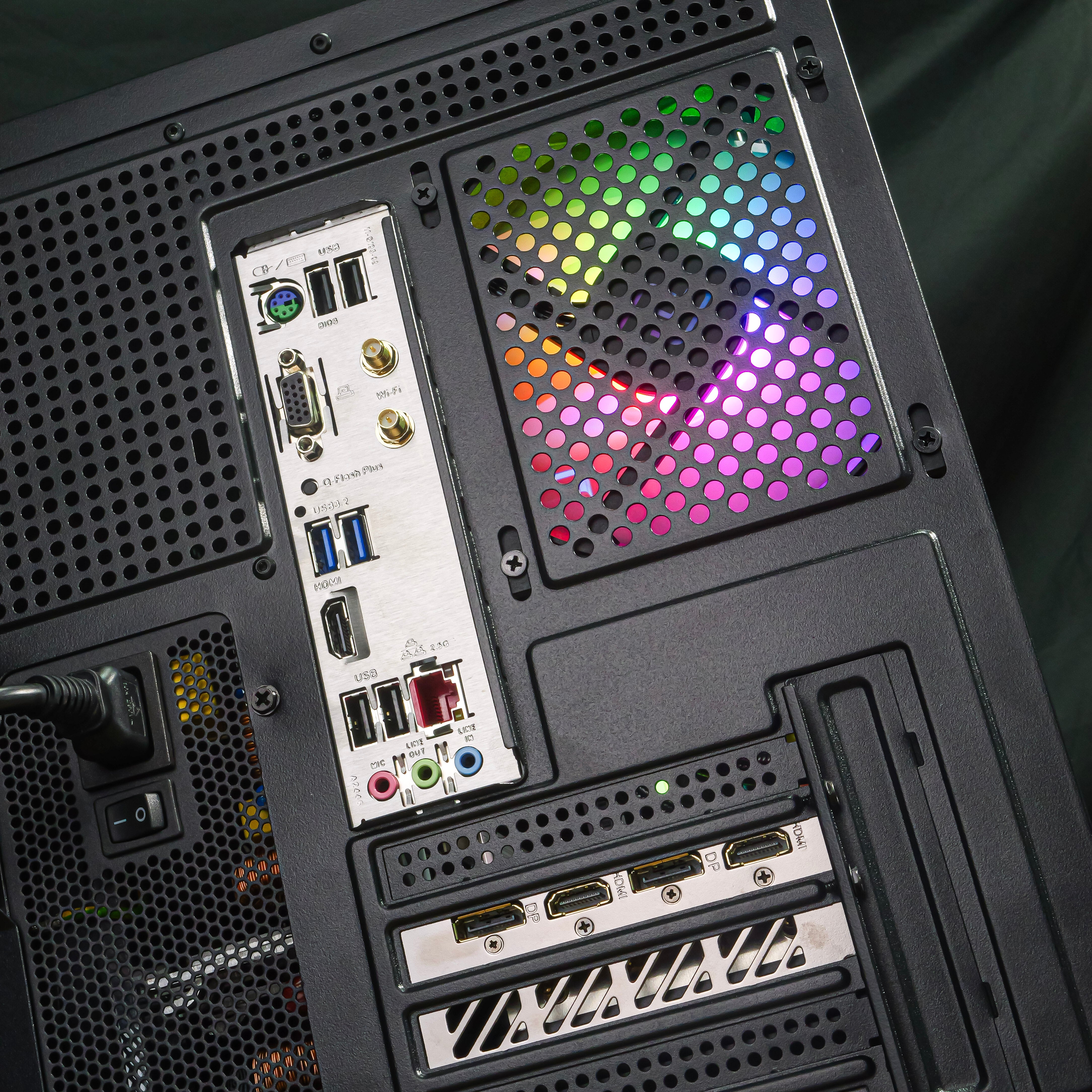 APEX LVL 7 RADEON: RYZEN 5 7500F | RX 7800 XT