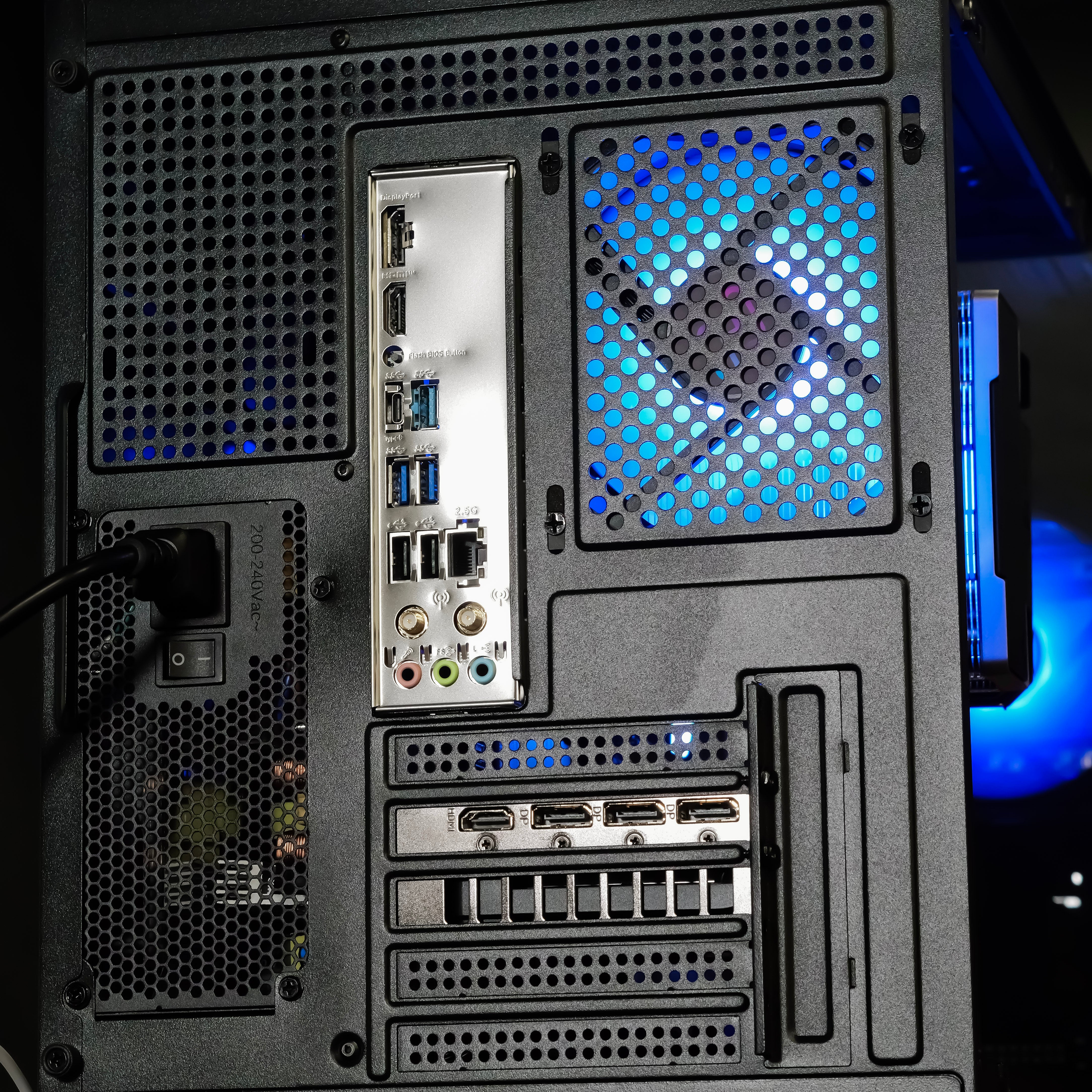 STORM FORGE: RYZEN 5 7500F | RTX 5060 Ti