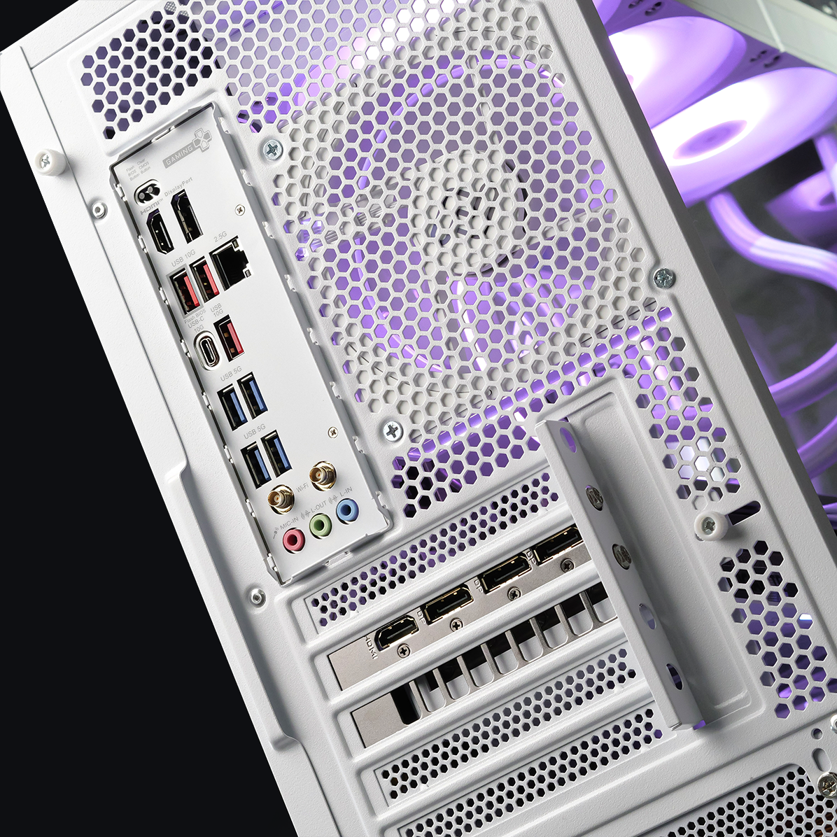 REDEMPTION: RYZEN 7 7800X3D | RTX 5070
