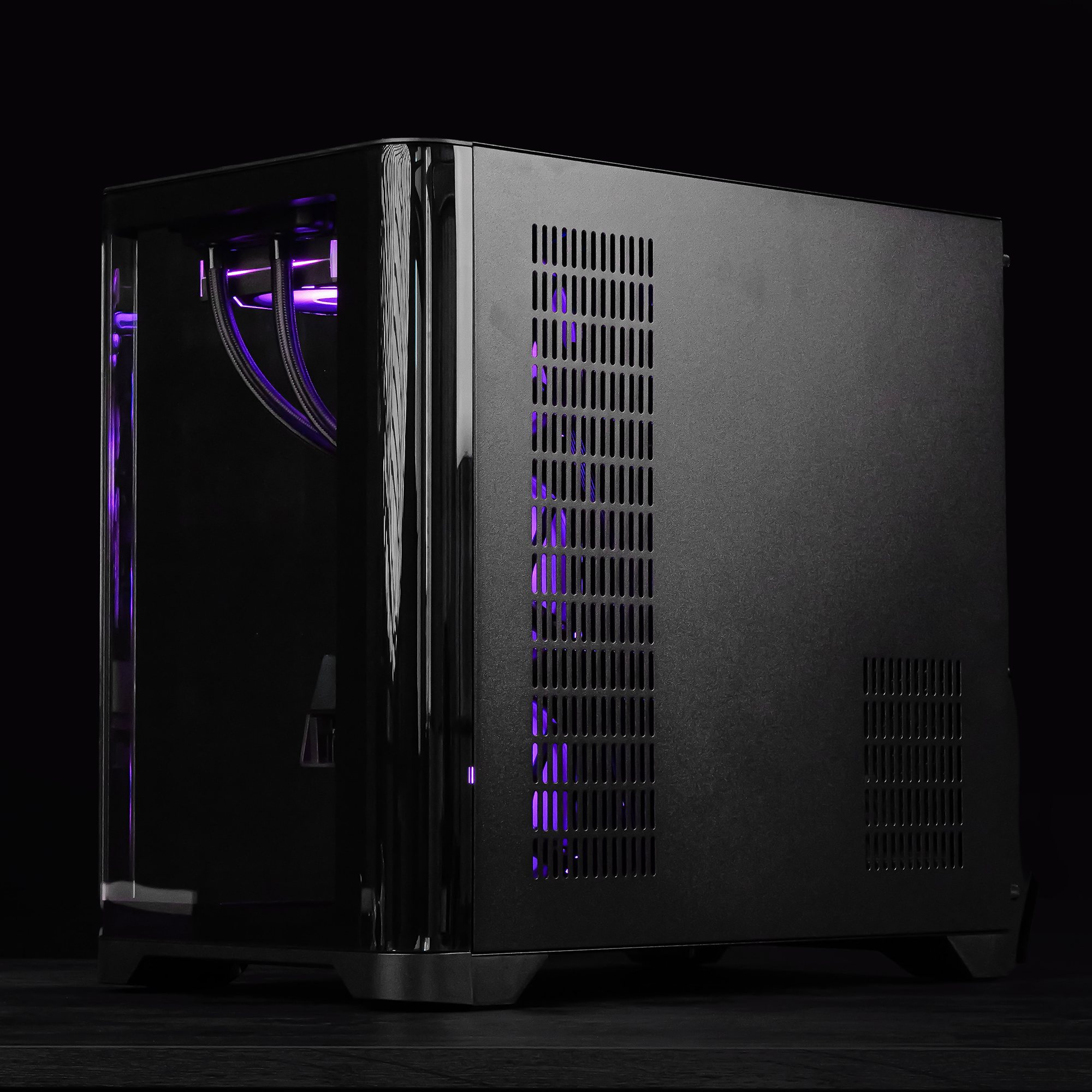 IRON FALL: RYZEN 7 9800X3D | RX 9070 XT