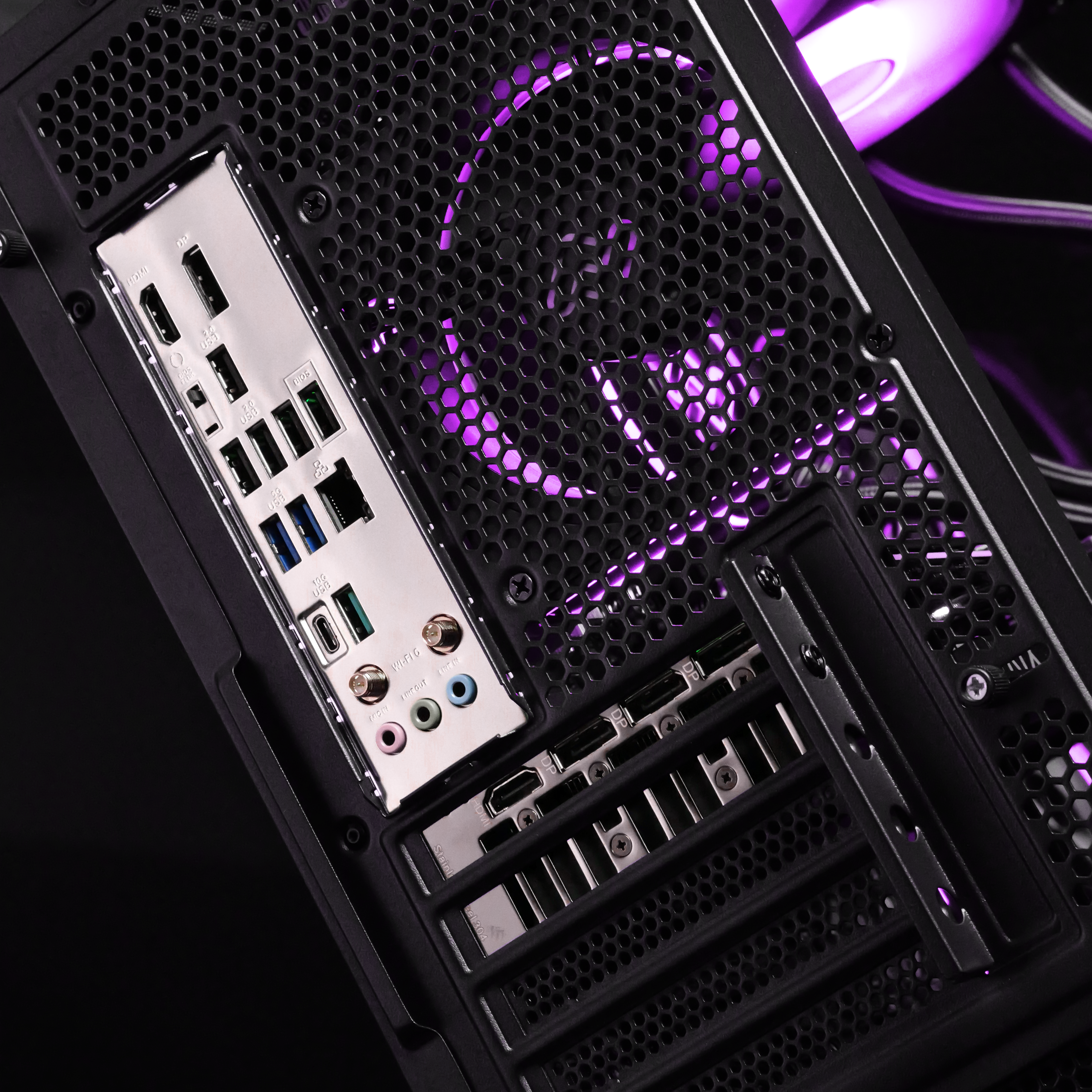 ASCENDANT: RYZEN 7 7700 | RTX 5050
