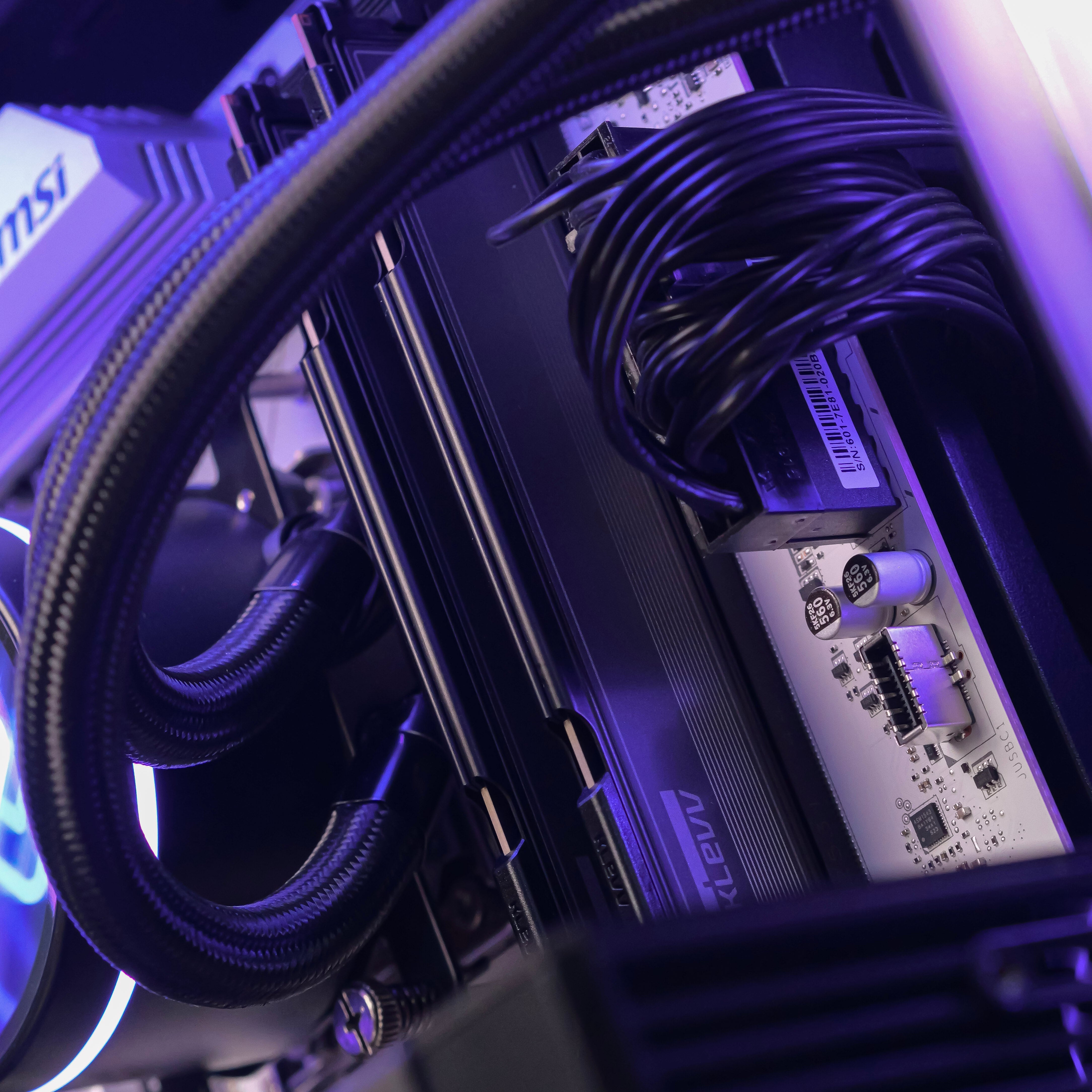 SHADOW PRIME: RYZEN 7 7800X3D | RTX 5070 Ti