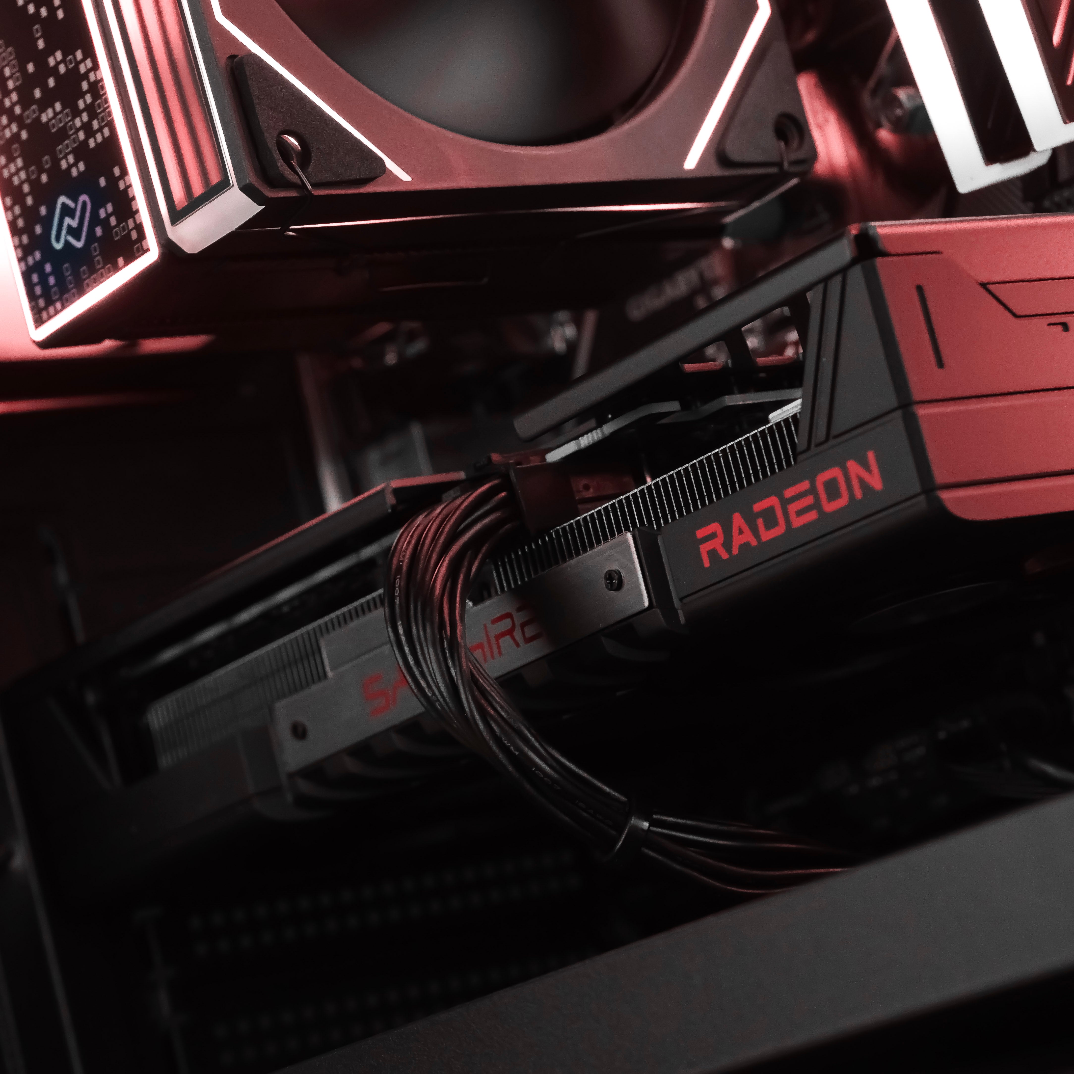 ARCANE: RYZEN 5 5600 | RX 9060 XT