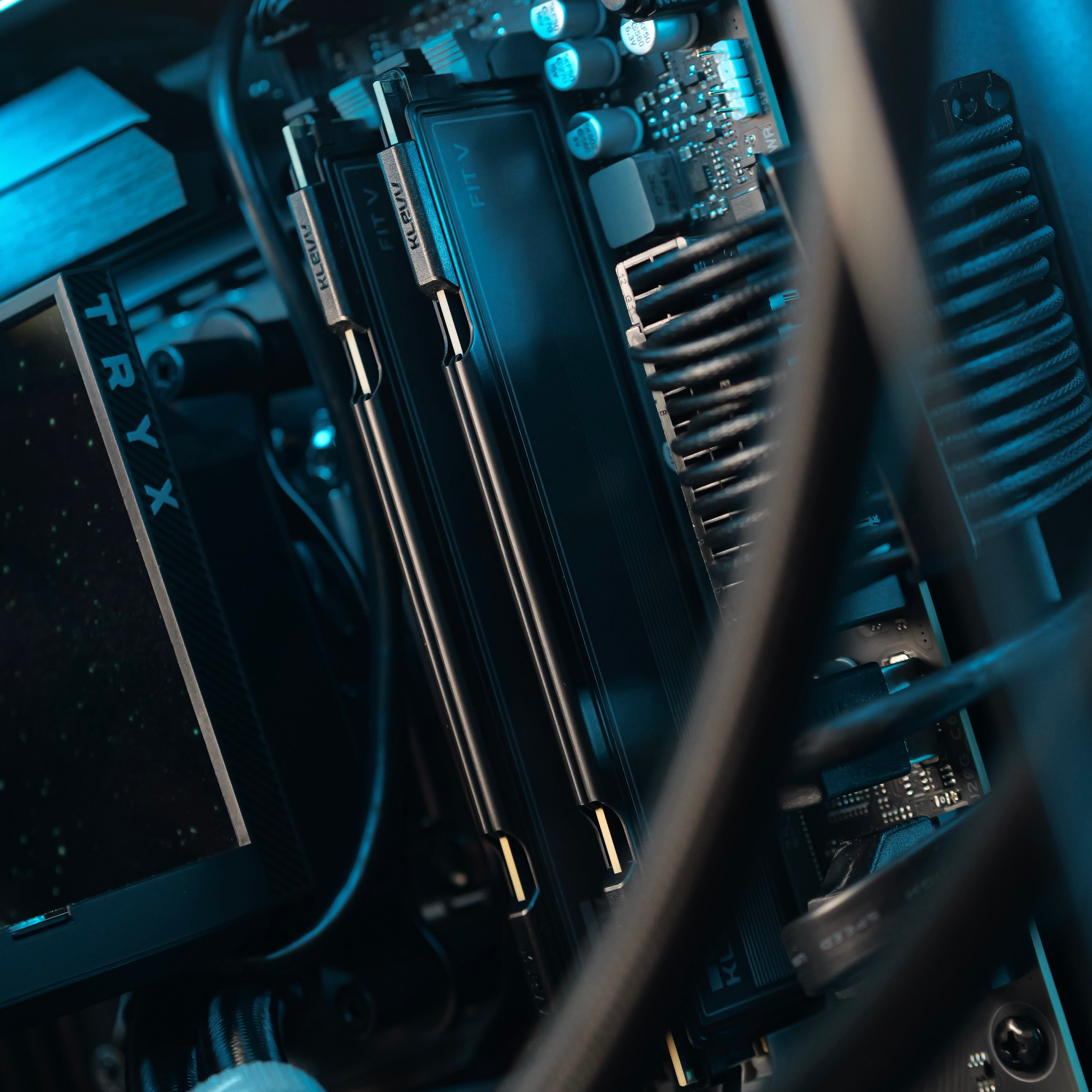 CELESTIAL EDGE: RYZEN 7 7800X3D | RTX 5090
