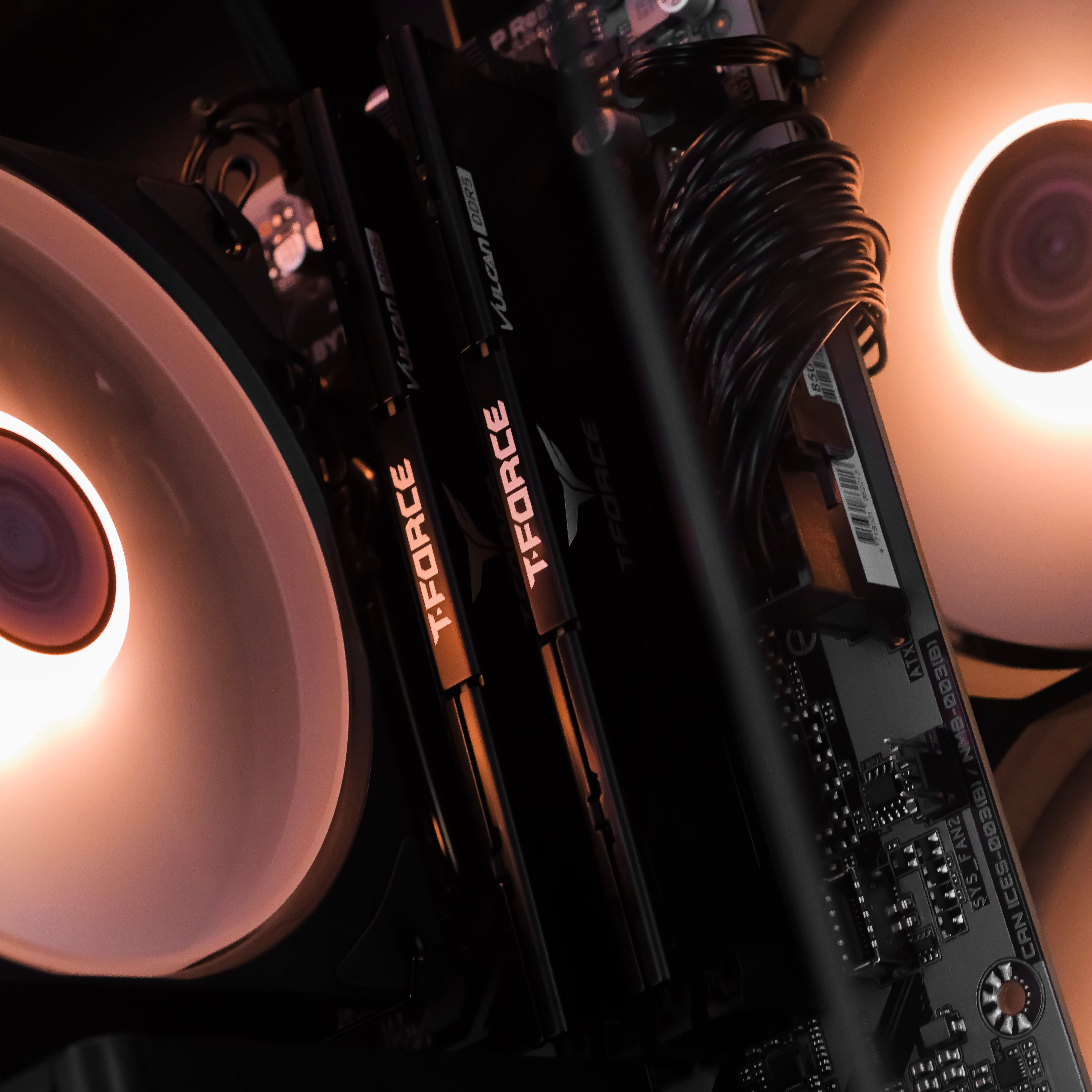PANTHEUS: RYZEN 5 8400F | RTX 5060