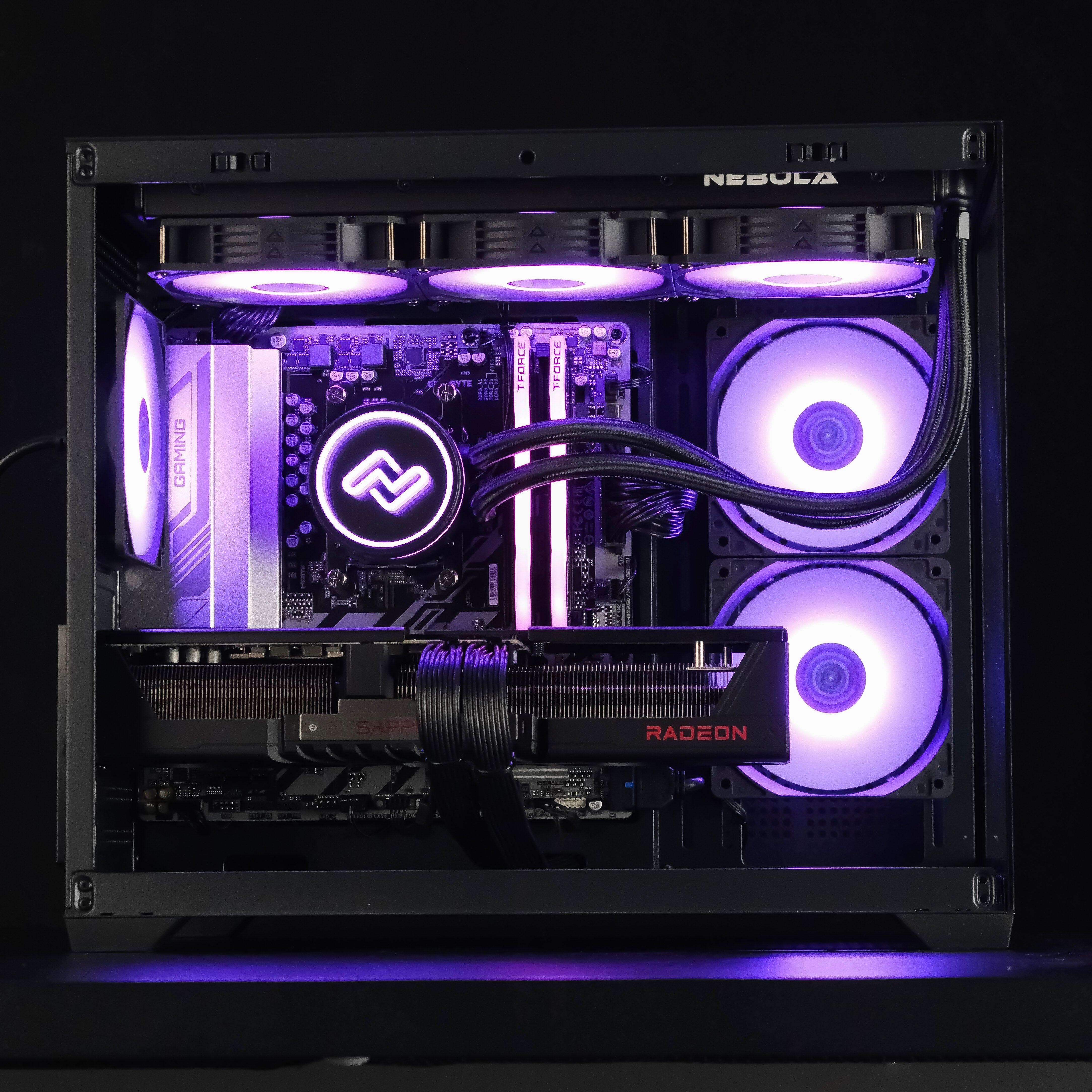 VIOLET: RYZEN 7 7700 | RX 9070 XT