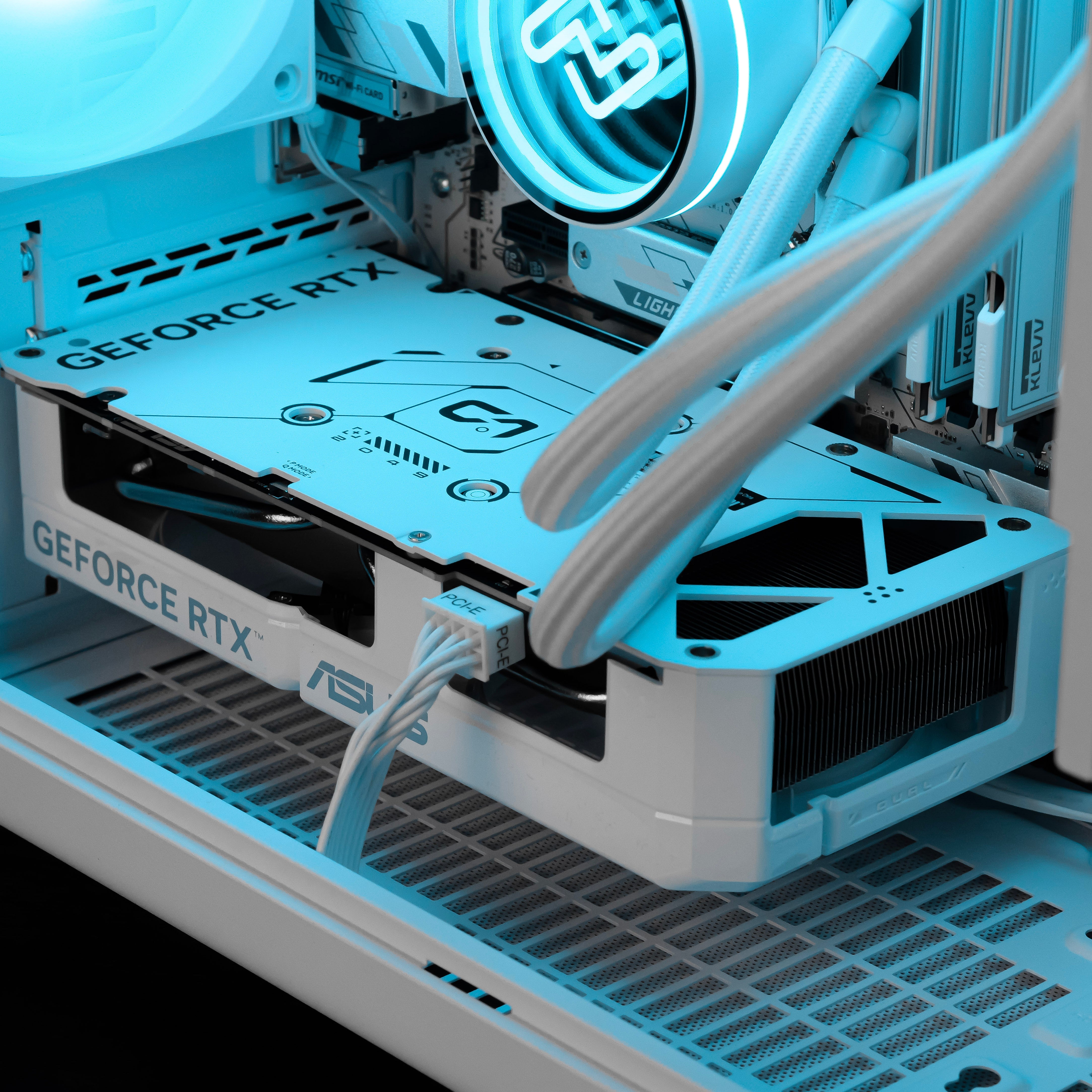 REGENT A3 PRO: RYZEN 7 8700F | RTX 5060