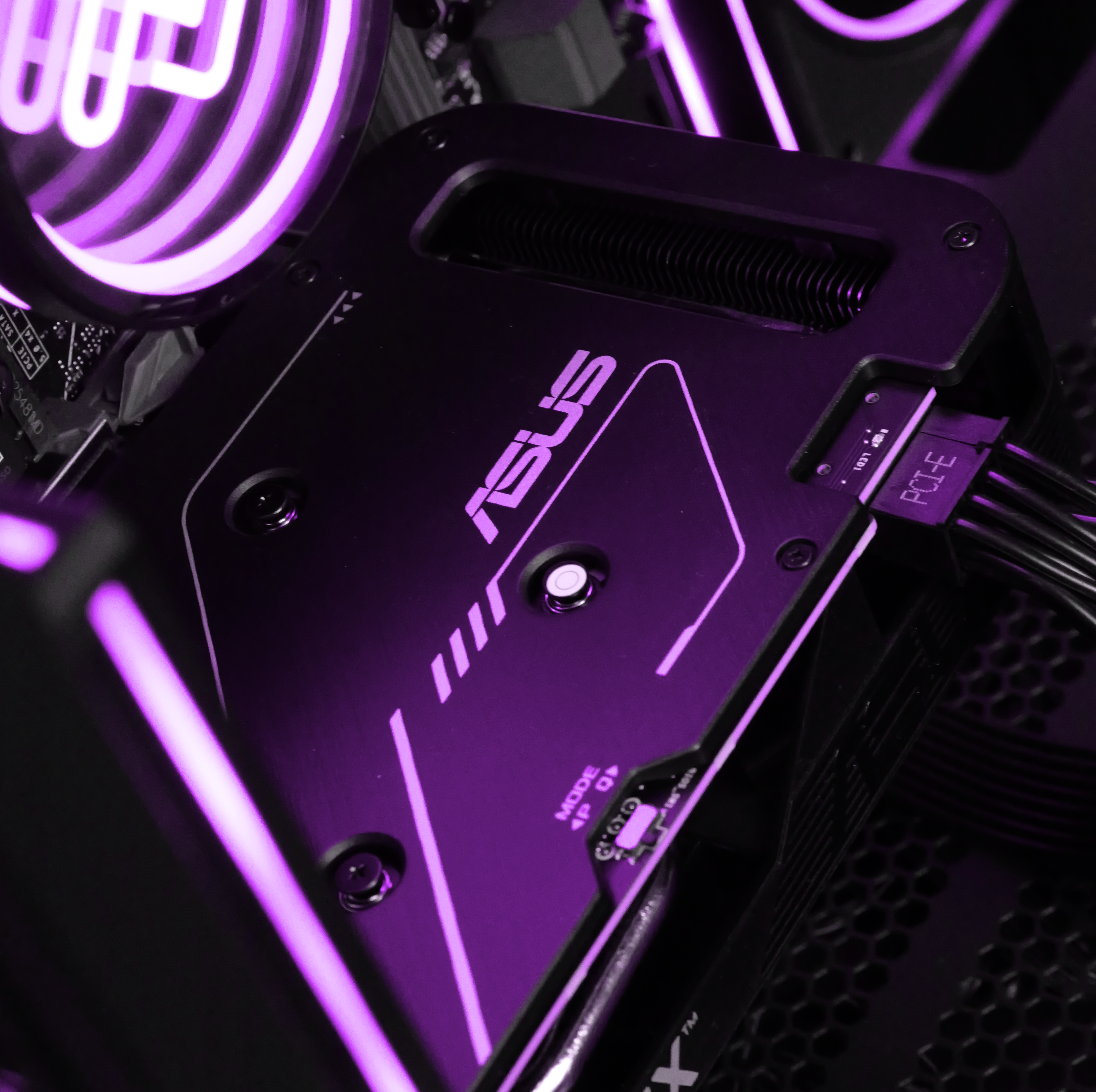 ASCENDANT: RYZEN 7 7700 | RTX 5050