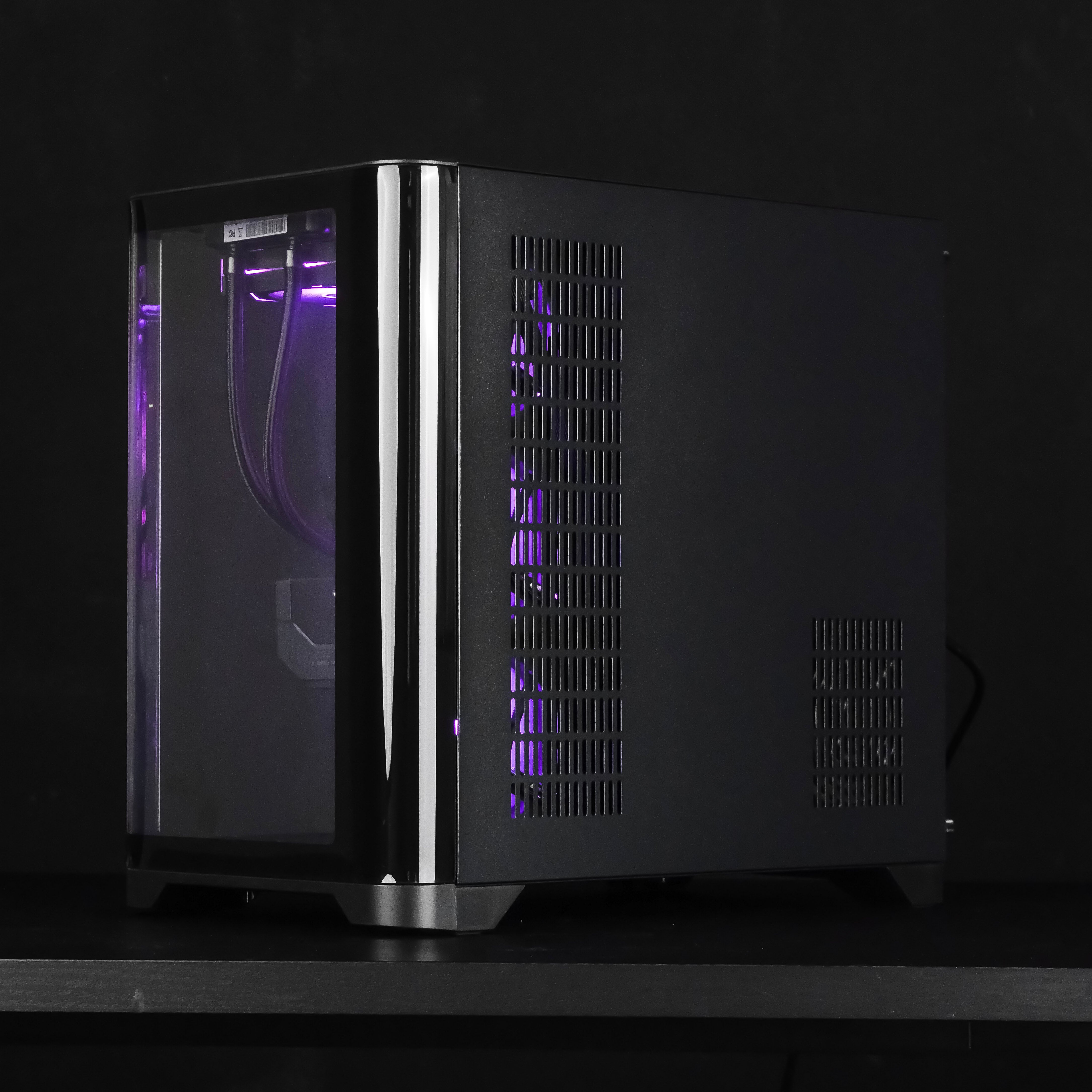 LUNAR: RYZEN 7 9850X3D | RTX 5080