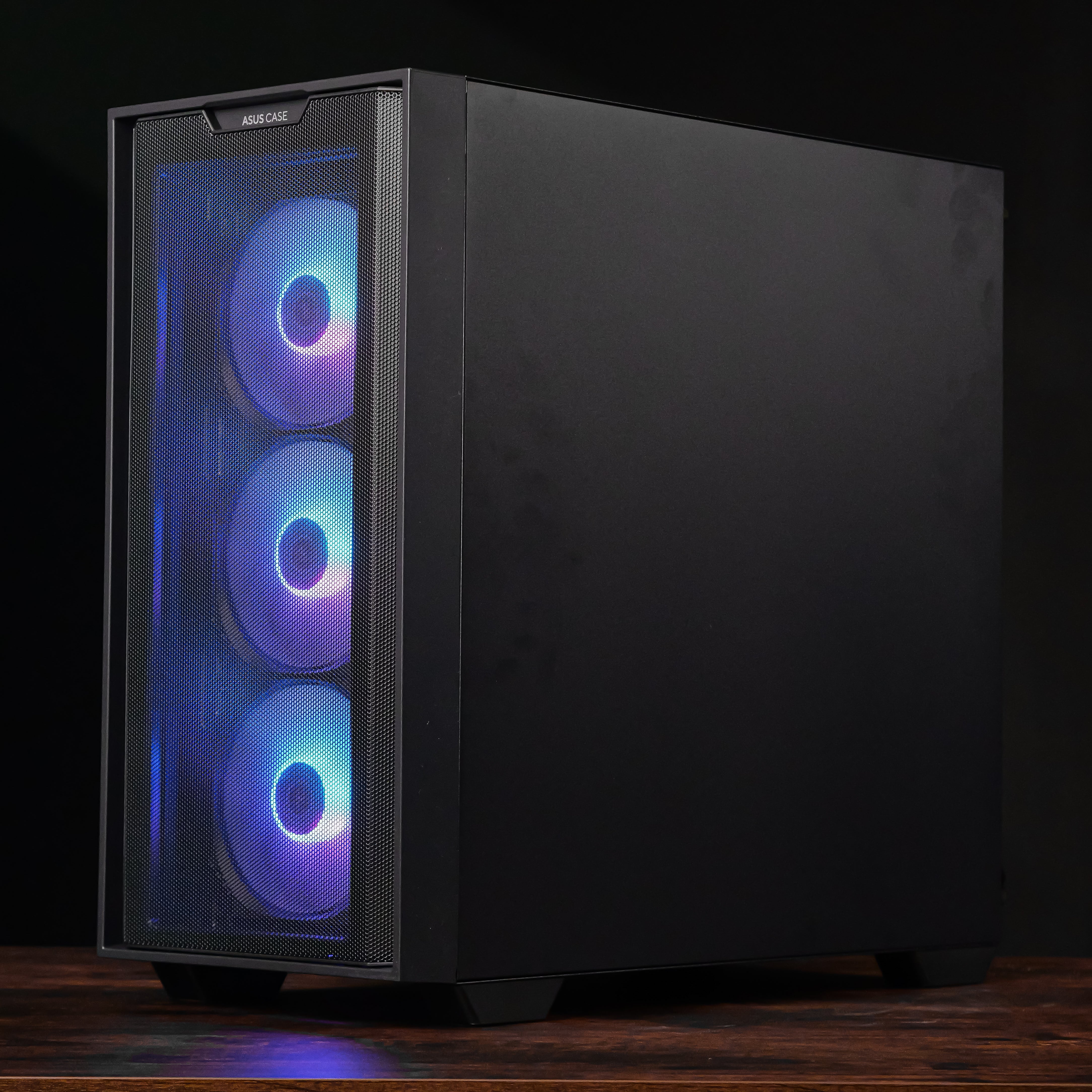 CIPHER ASH: RYZEN 5 7500F | RTX 5070