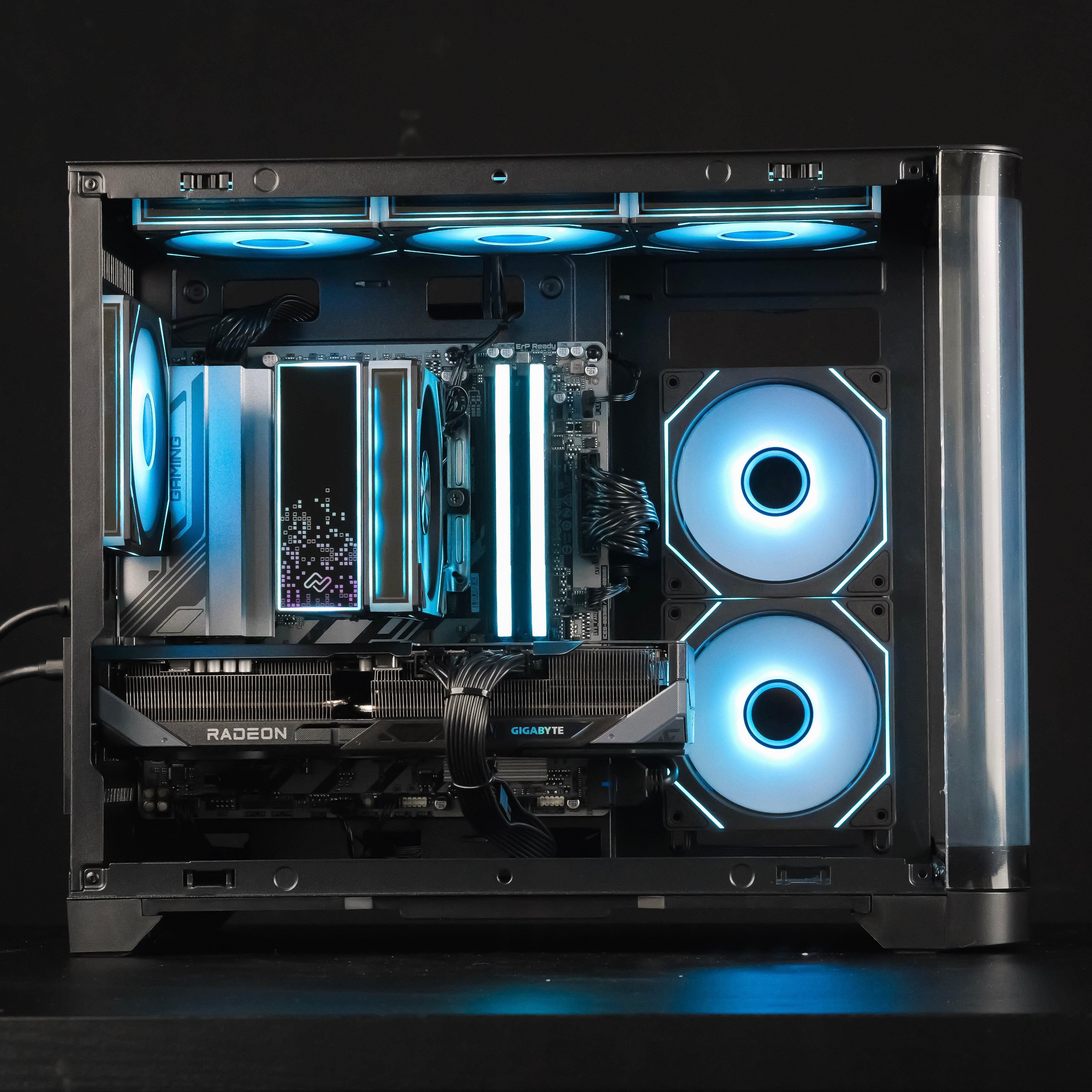AZURITE BOLT: RYZEN 5 7500F | RX 9070 XT
