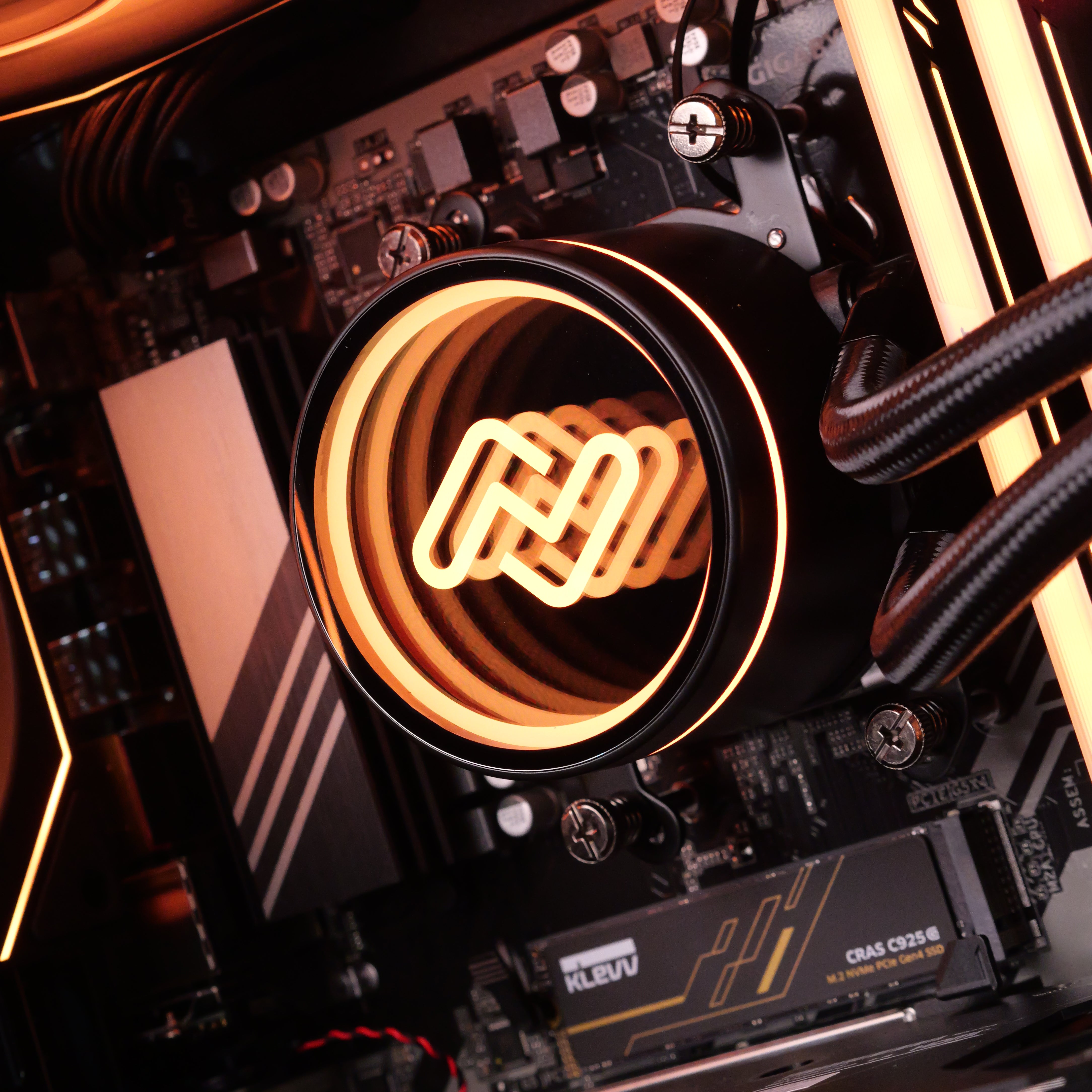 AUTUMN: RYZEN 7 7700 | RTX 5060 Ti