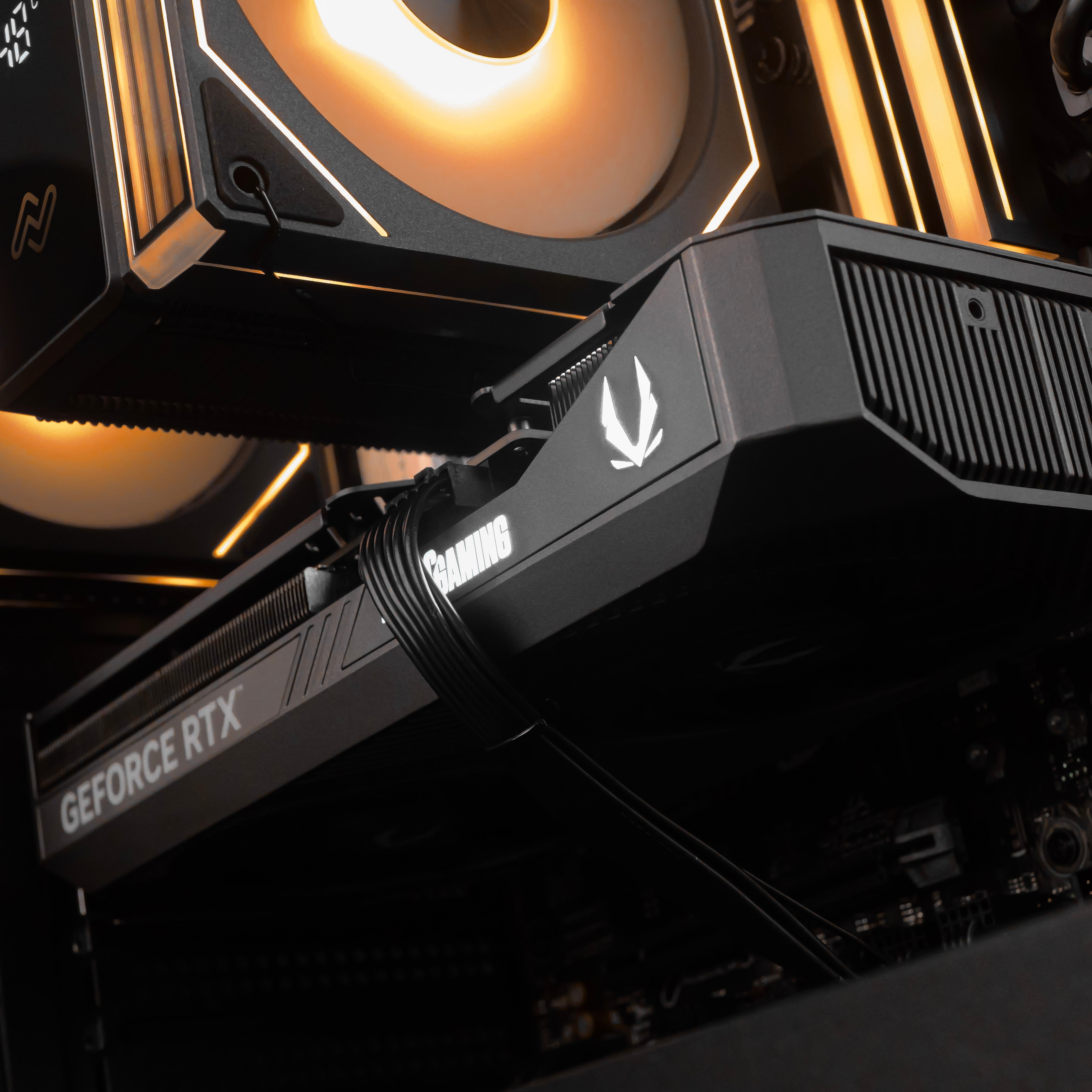 RANGER: RYZEN 7 7700 | RTX 5070