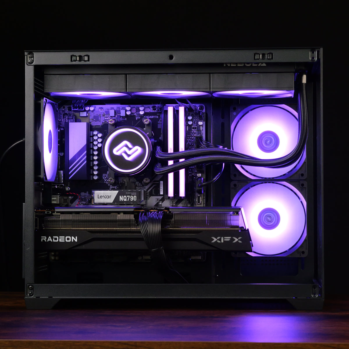 VIOLET: RYZEN 7 7700 | RX 9070 XT
