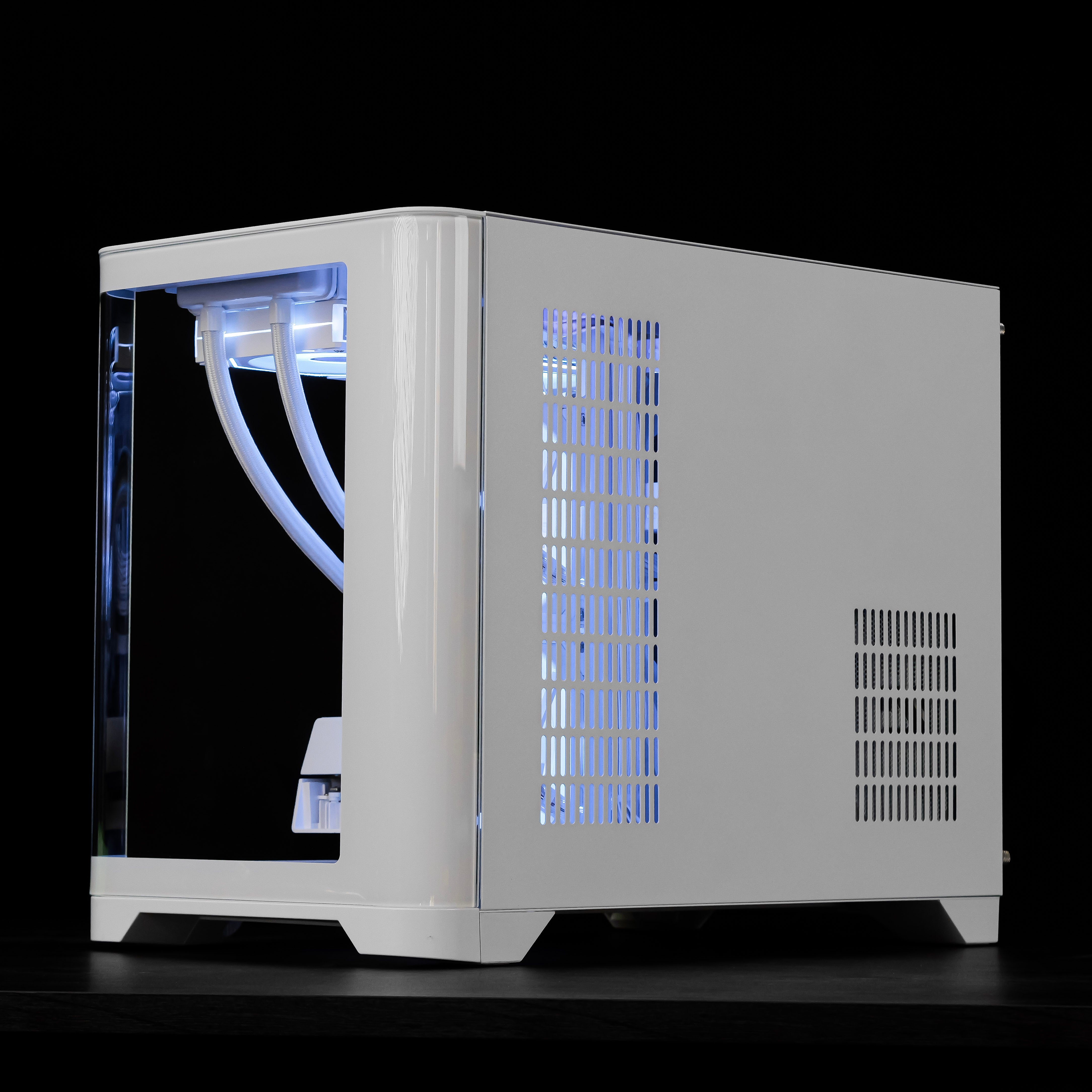 PROTON: RYZEN 7 7700 | RTX 5060Ti