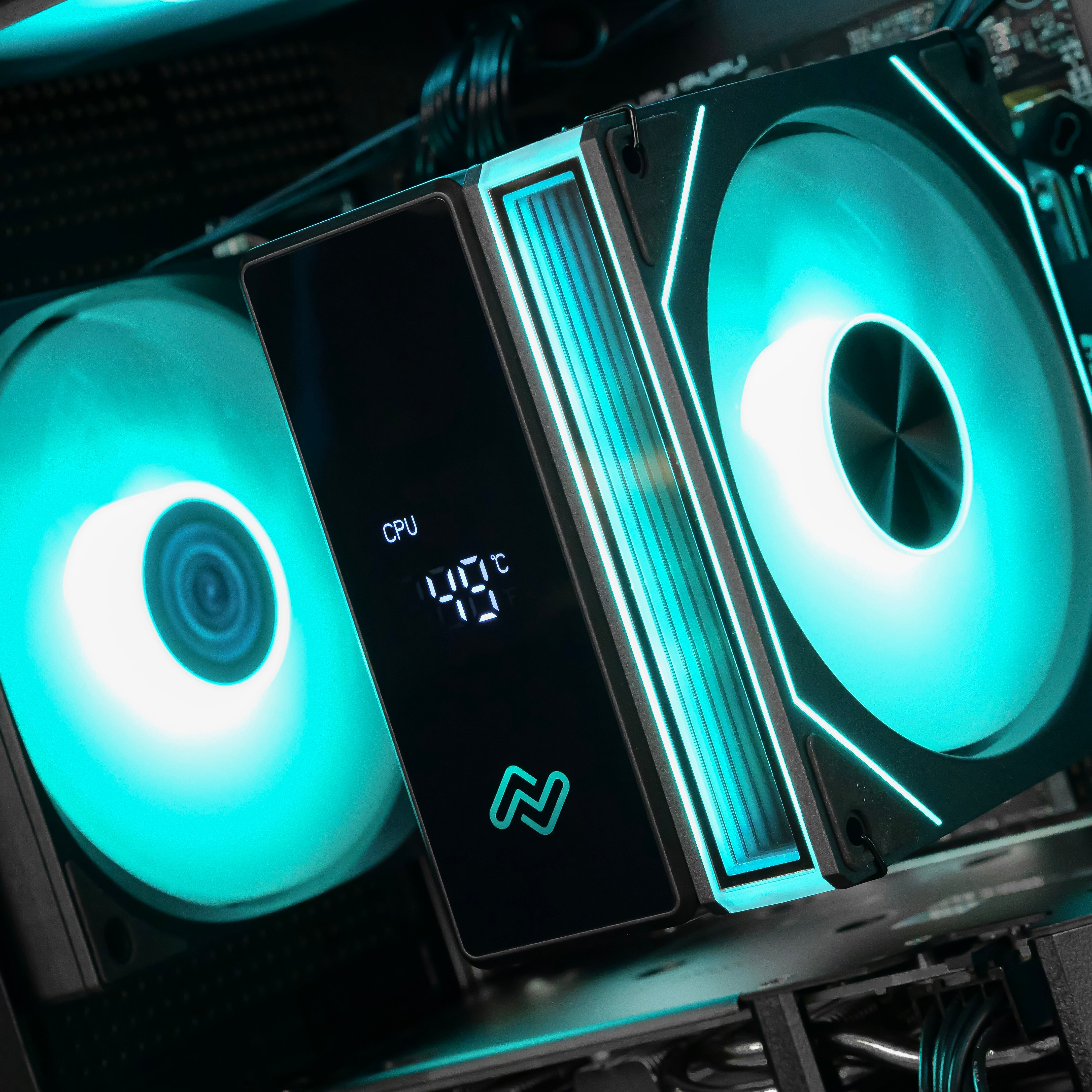 UMBRA: RYZEN 5 7500F | RX 9060 XT - 16GB