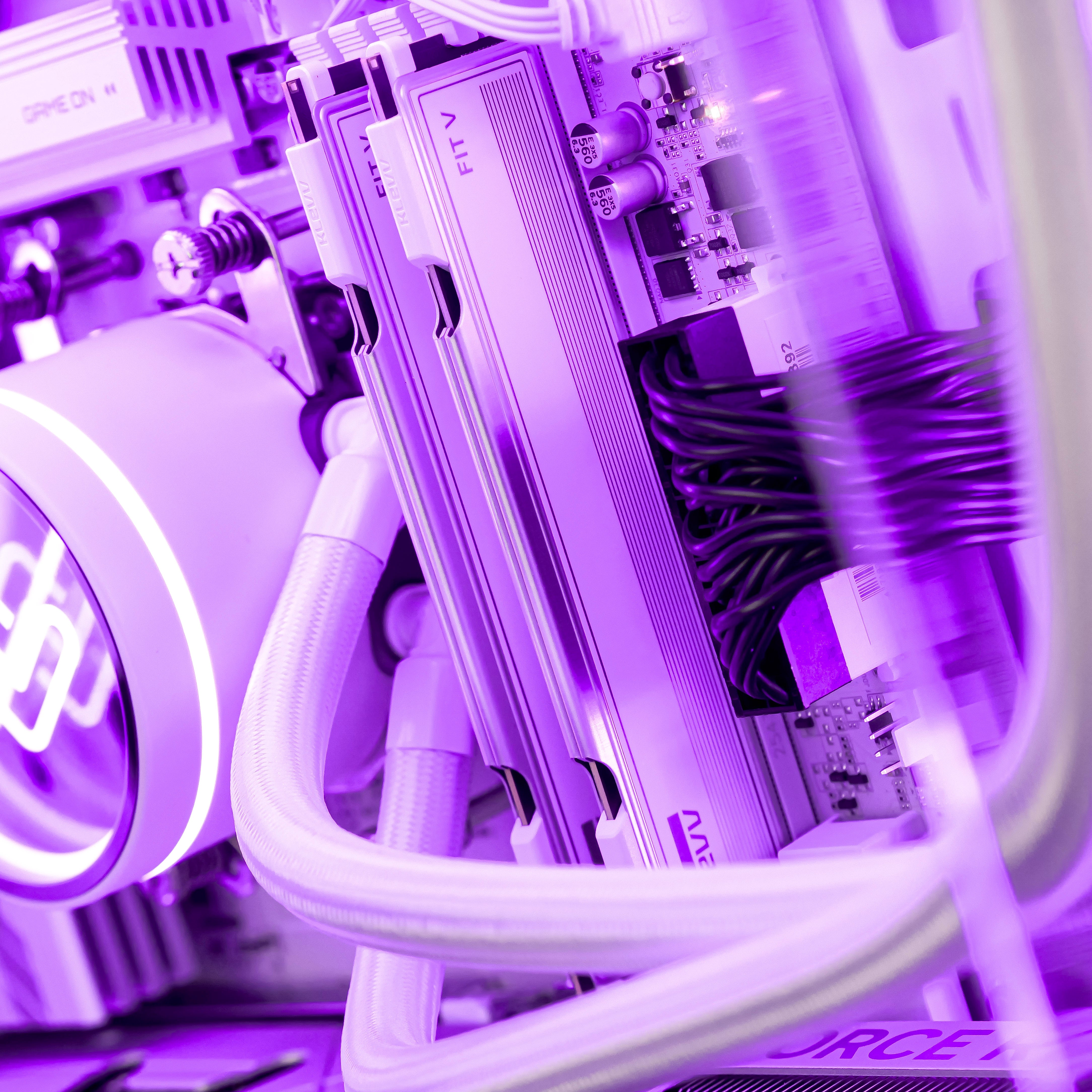 ASTERIA: RYZEN 7 7800X3D | RTX 5070 Ti