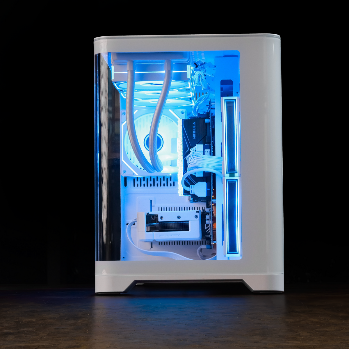 CLOUD PRO: RYZEN 5 5600 | RX 9060 XT - 16GB