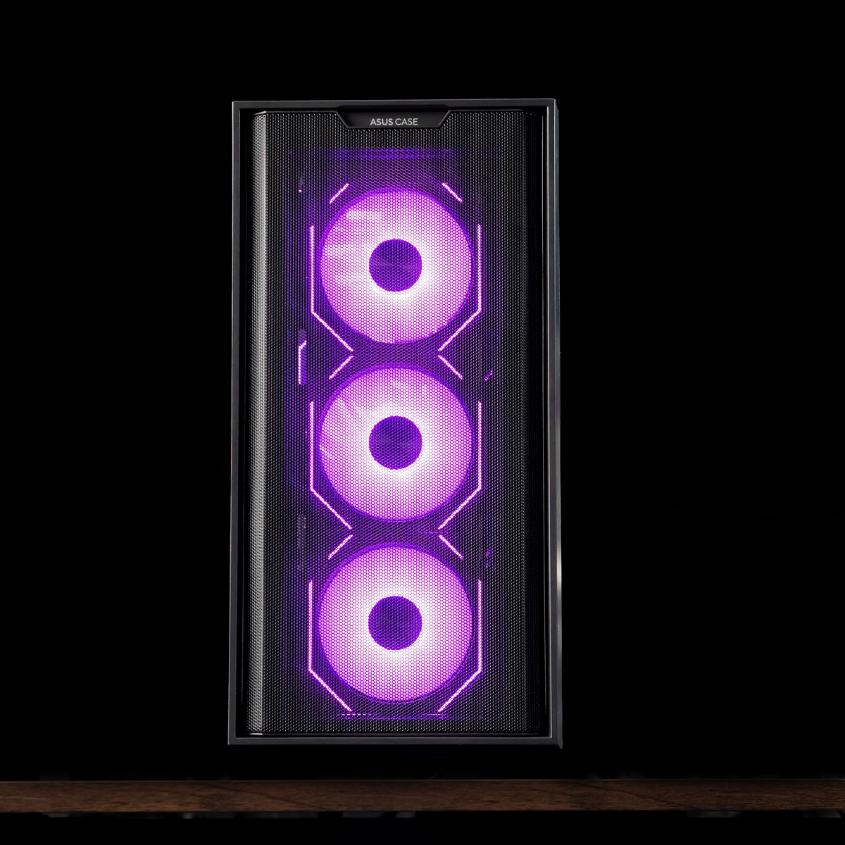 NIGHTBLADE: RYZEN 7 7800X3D | RX 9070 XT