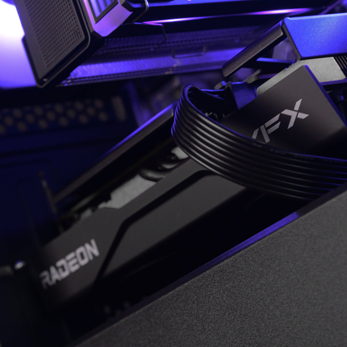 DARK RAVEN: RYZEN 5 5600 | RX 9050