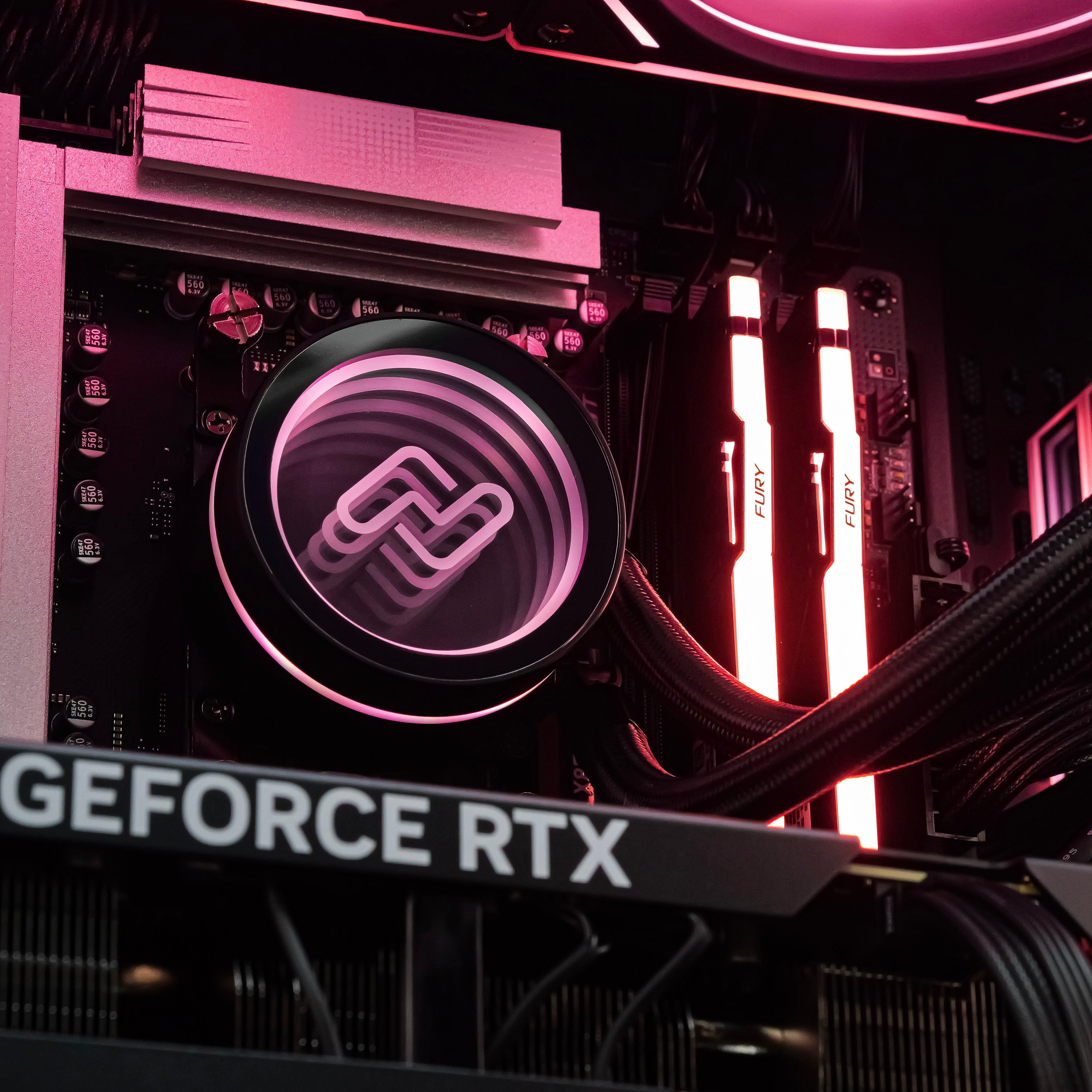 INVICTUS ULTRA V2: RYZEN 7 9800X3D | RTX 5090
