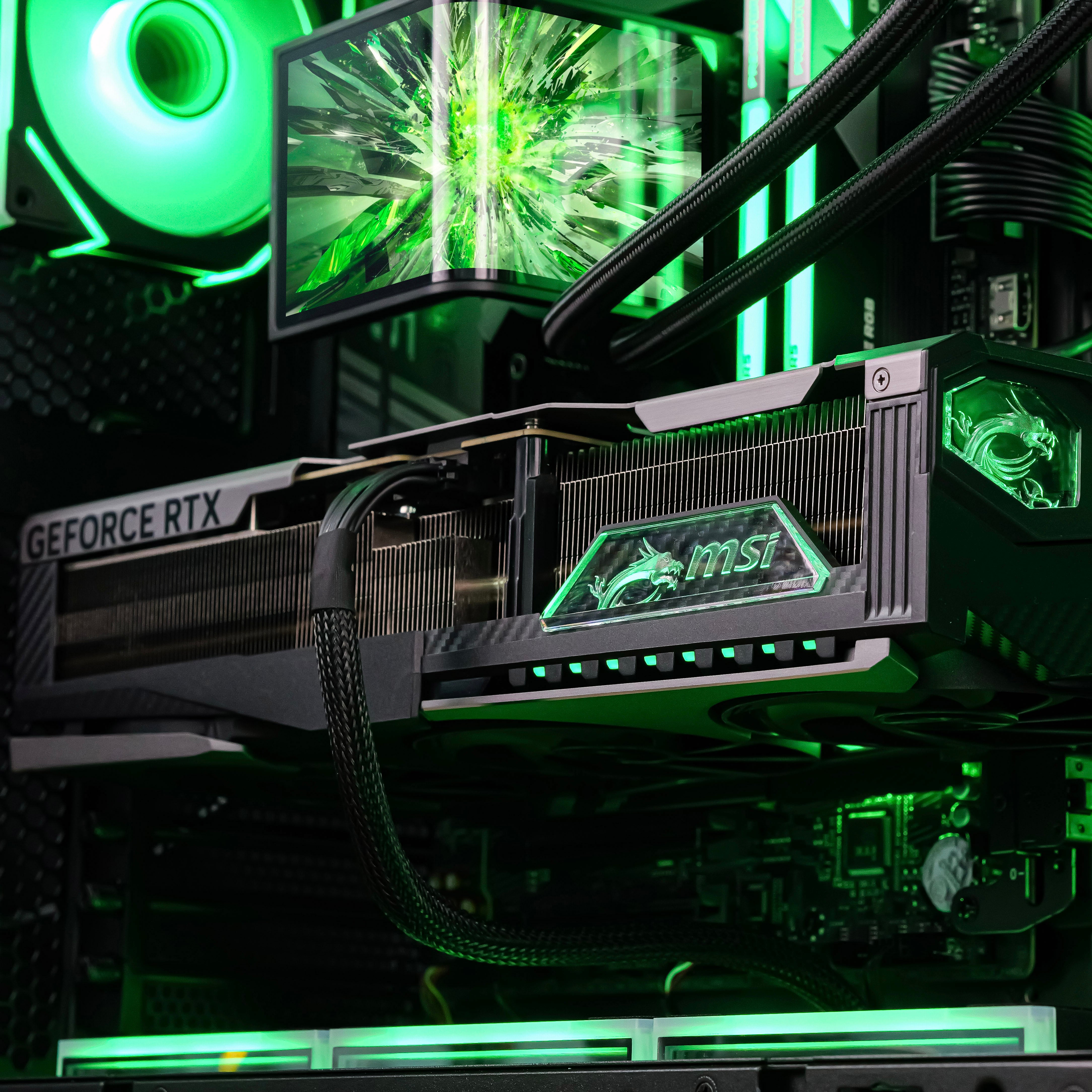 EMERALD GLASS: RYZEN 9 9950X3D | RTX 5090