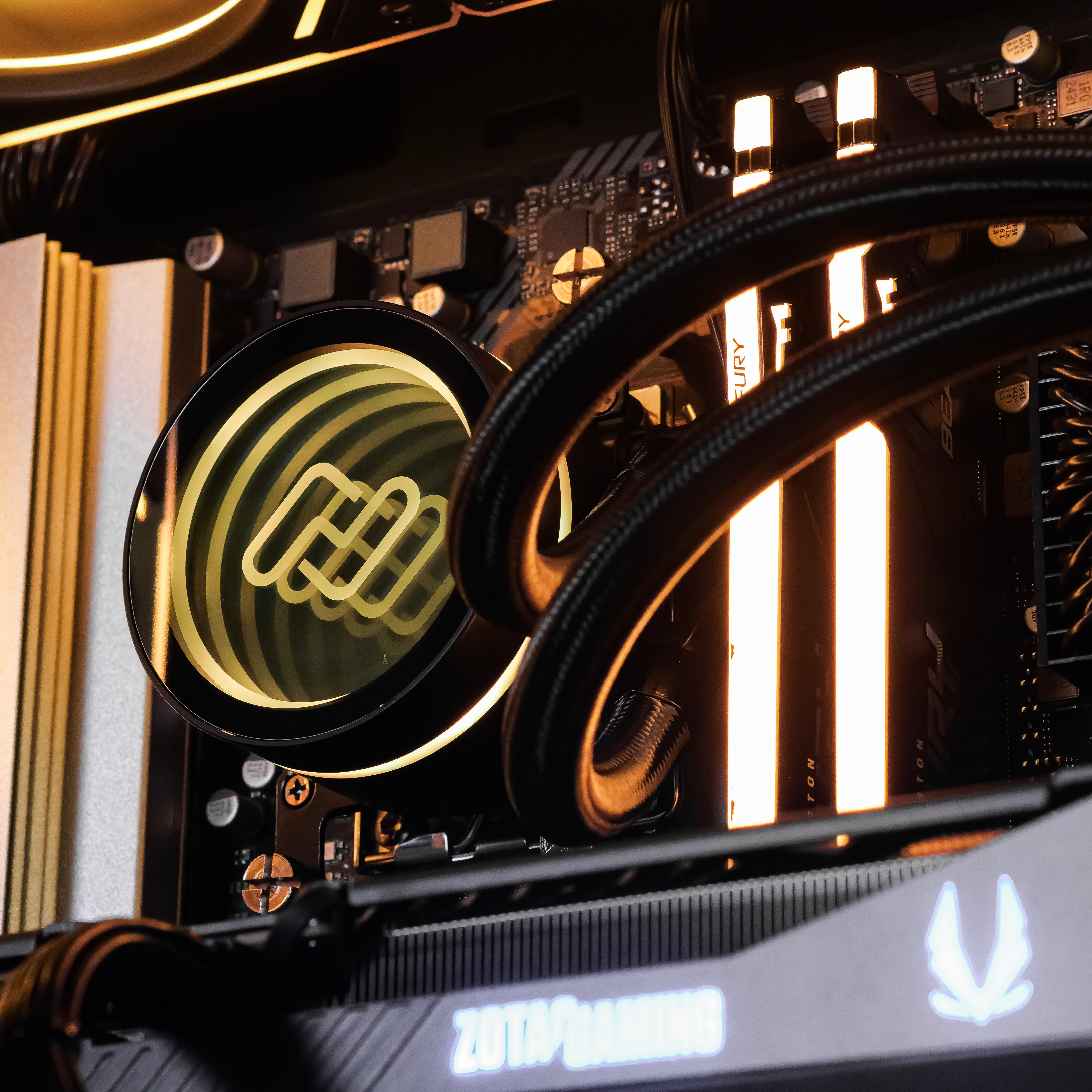 DAWNFORGE: RYZEN 7 7700 | RTX 5070