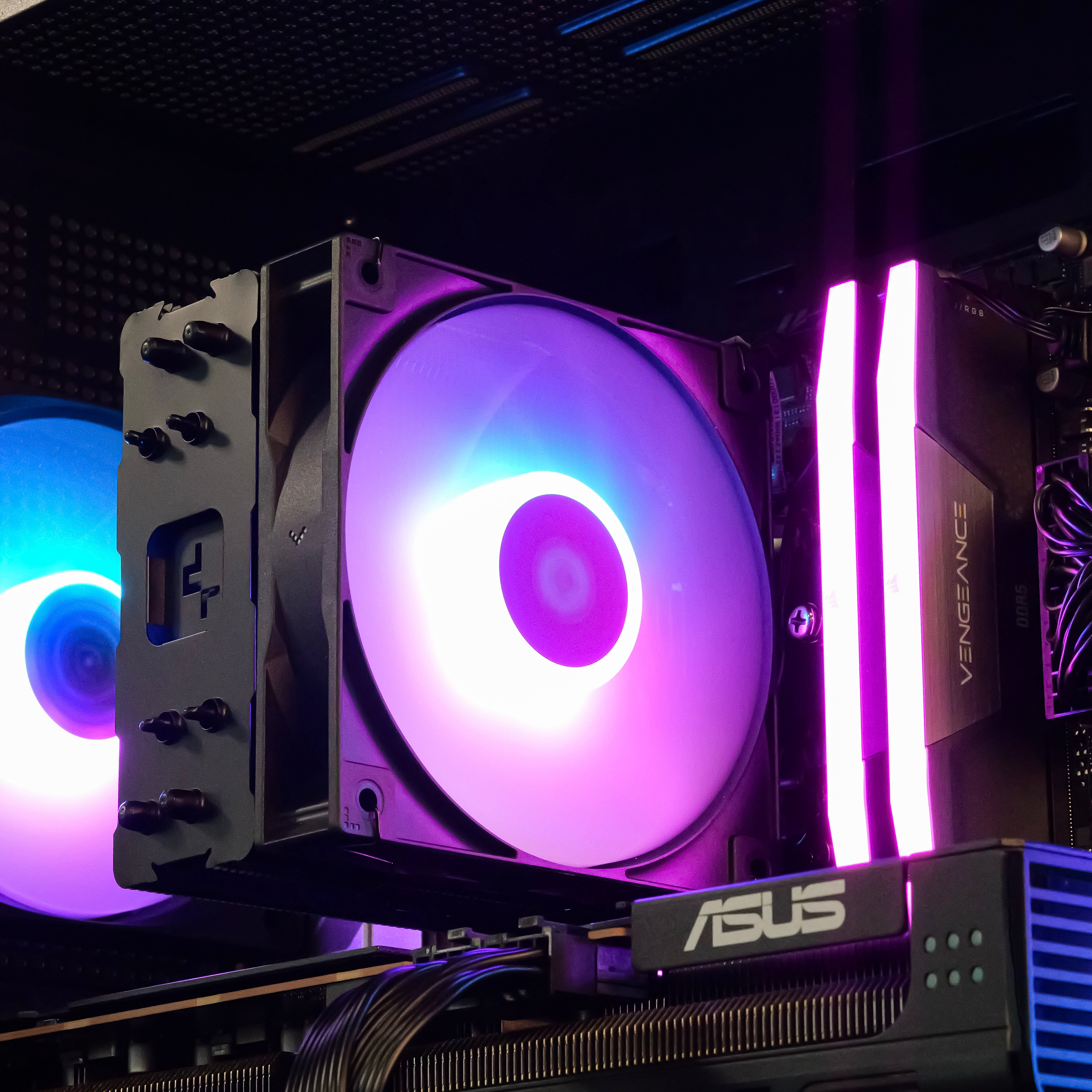 VENTA PRIME: RYZEN 5 7500F | RX 9070