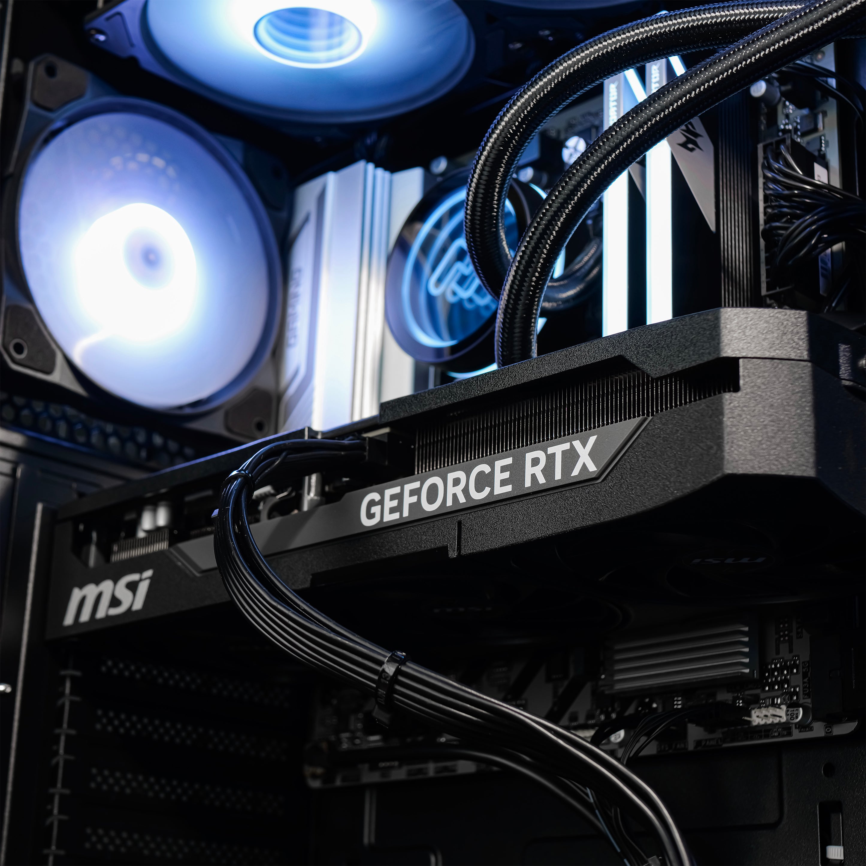 ZEPHYRUS: RYZEN 7 7800X3D | RTX 5080