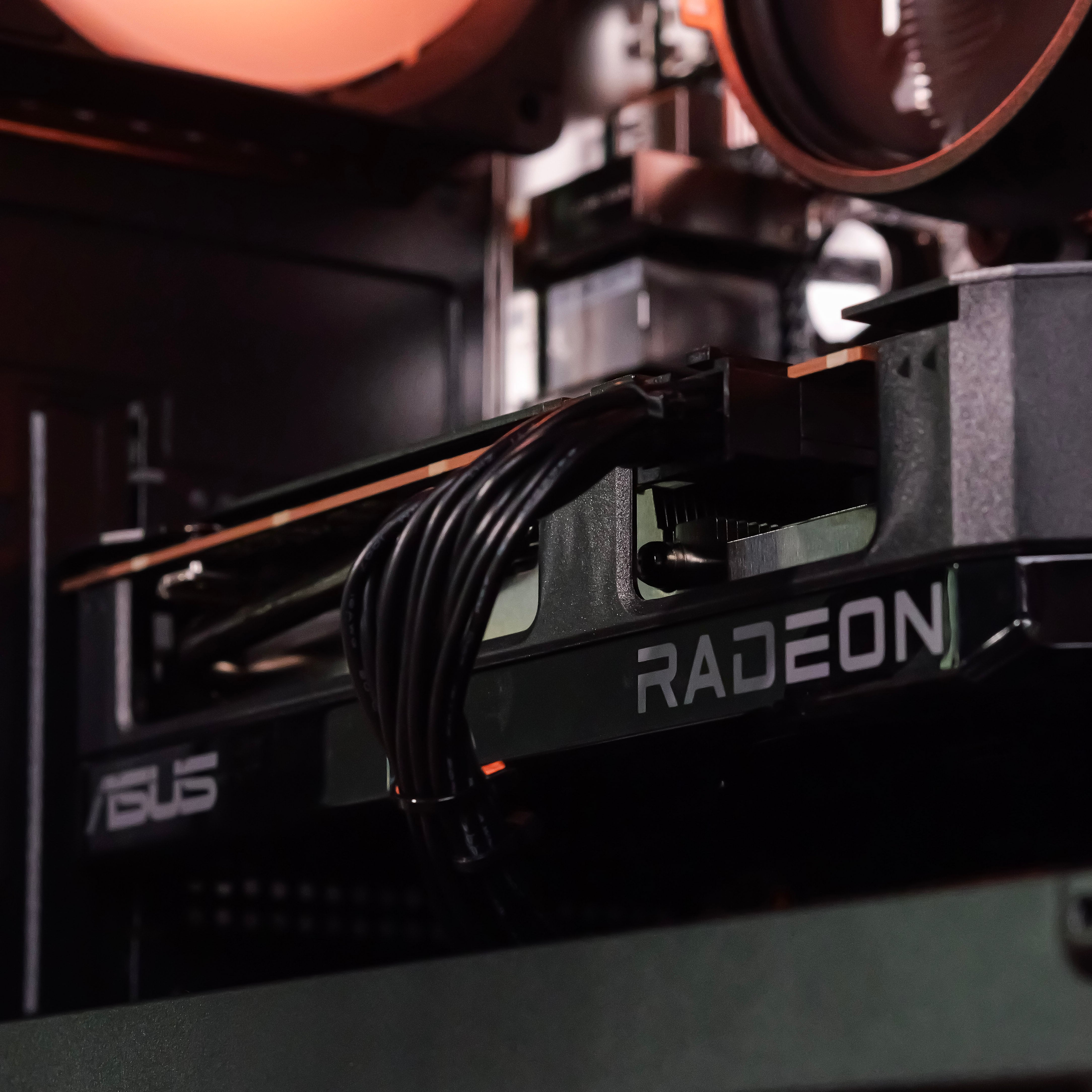 PROWLER: RYZEN 5 5600 | RX 7600