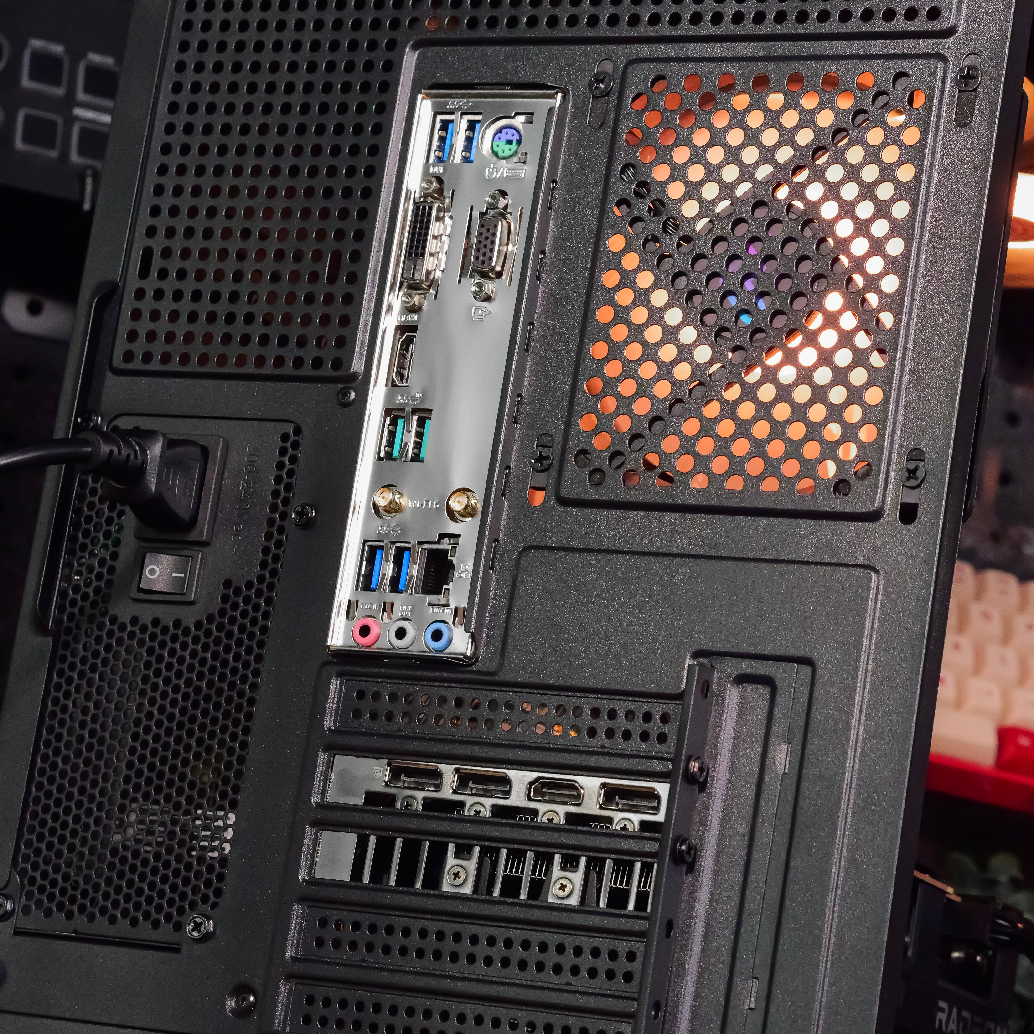 PROWLER: RYZEN 5 5600 | RX 7600