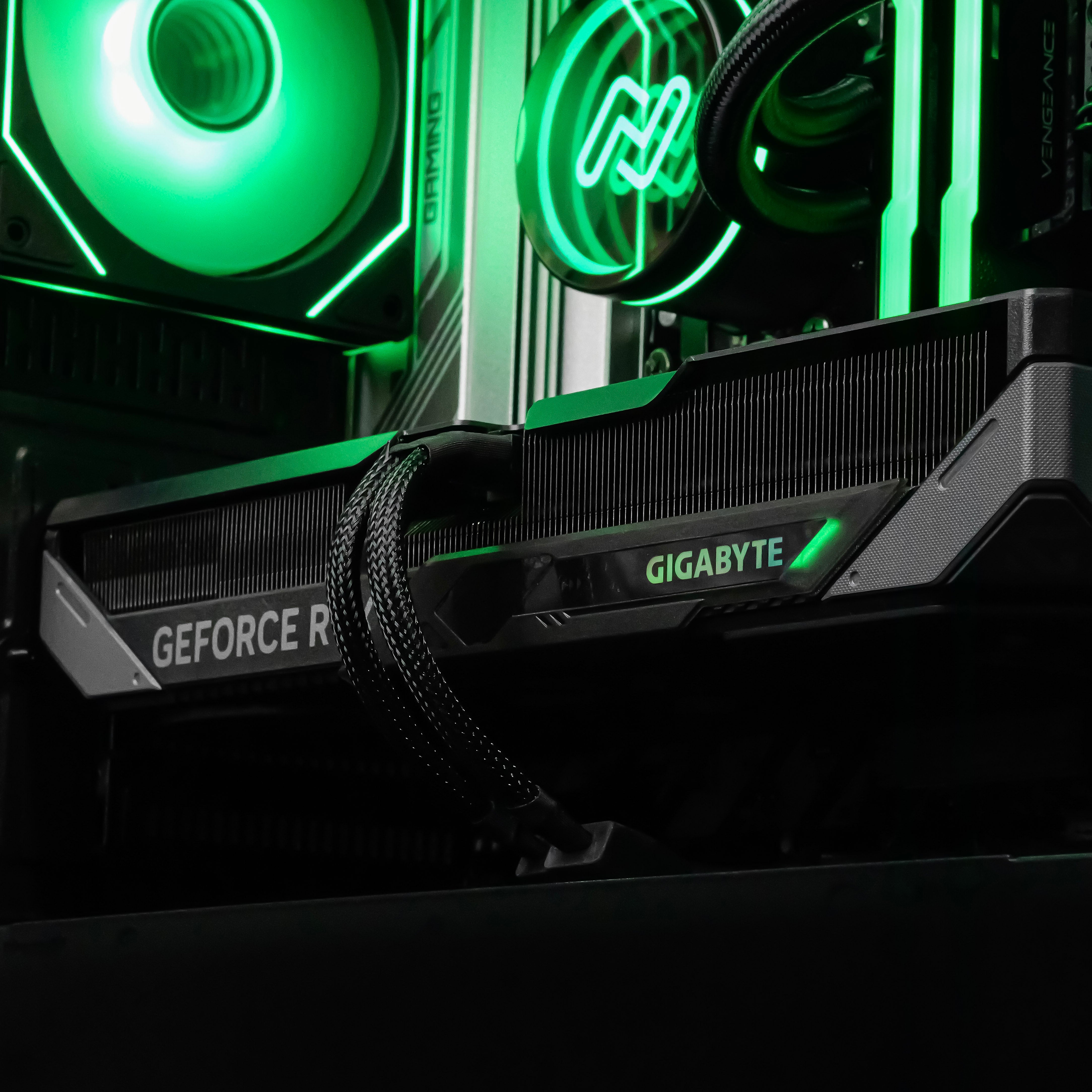 ATRION: RYZEN 5 7500F | RTX 5070