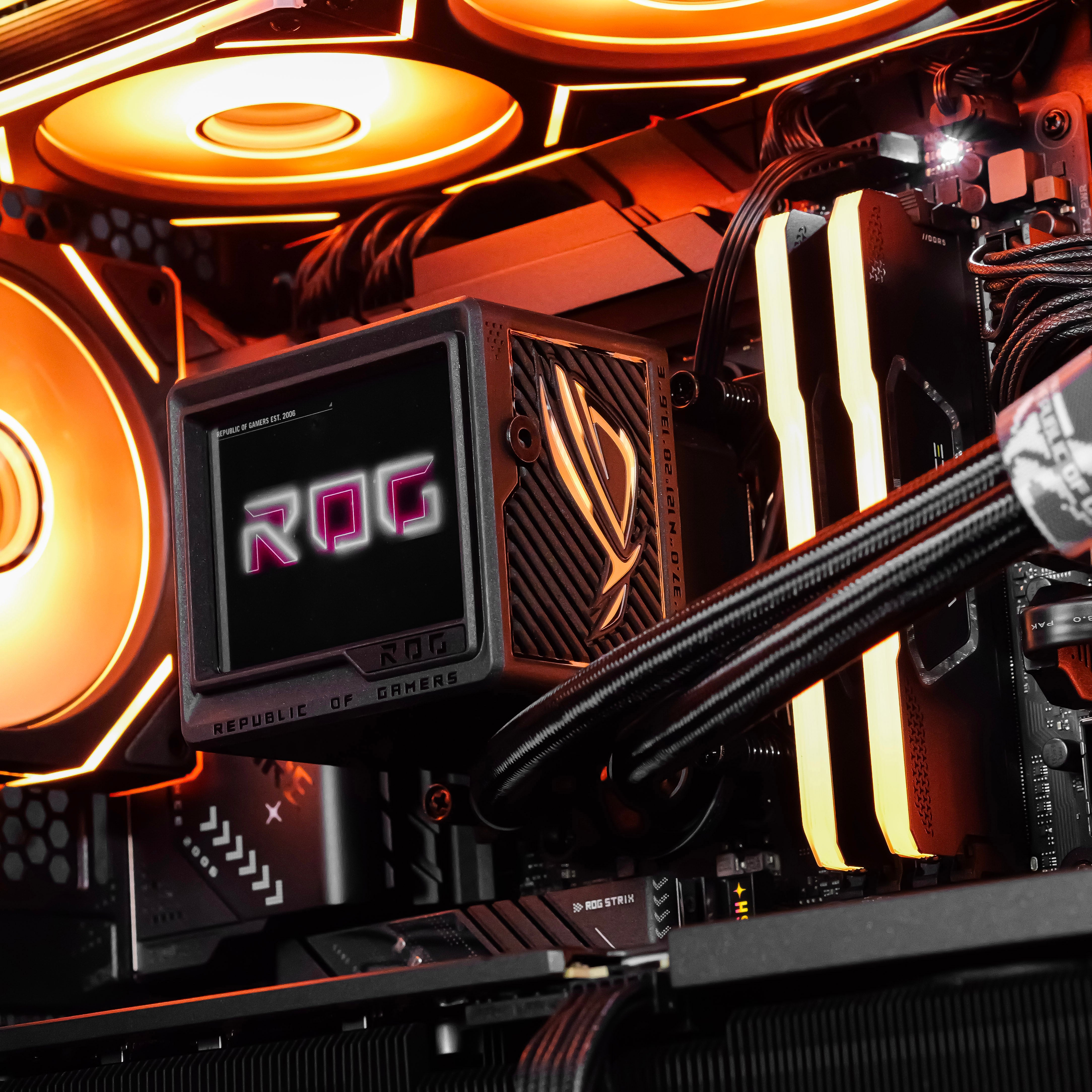 SURGE UNLEASHED: RYZEN 7 9800X3D | RTX 5080