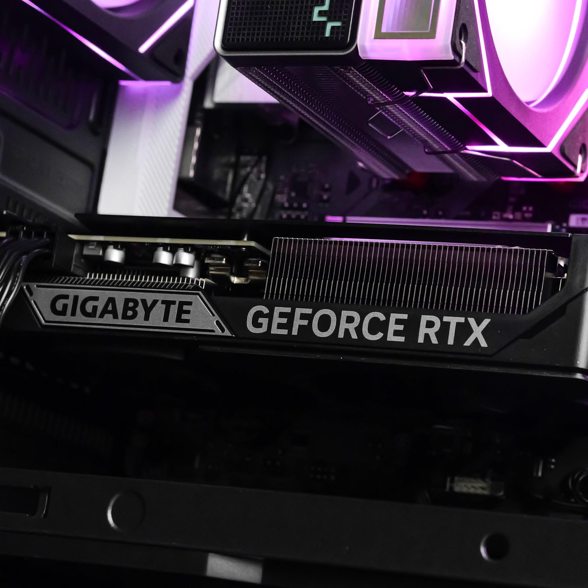 CHIMERA: RYZEN 5 7500F | RTX 5060 Ti