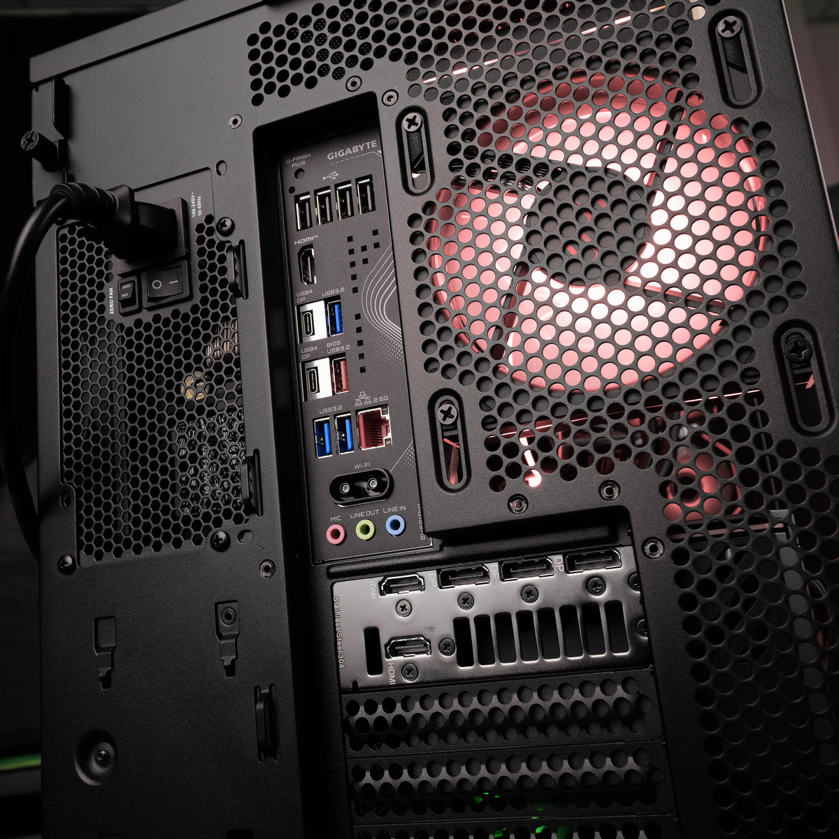 REAPER: RYZEN 7 9800X3D | RTX 5090