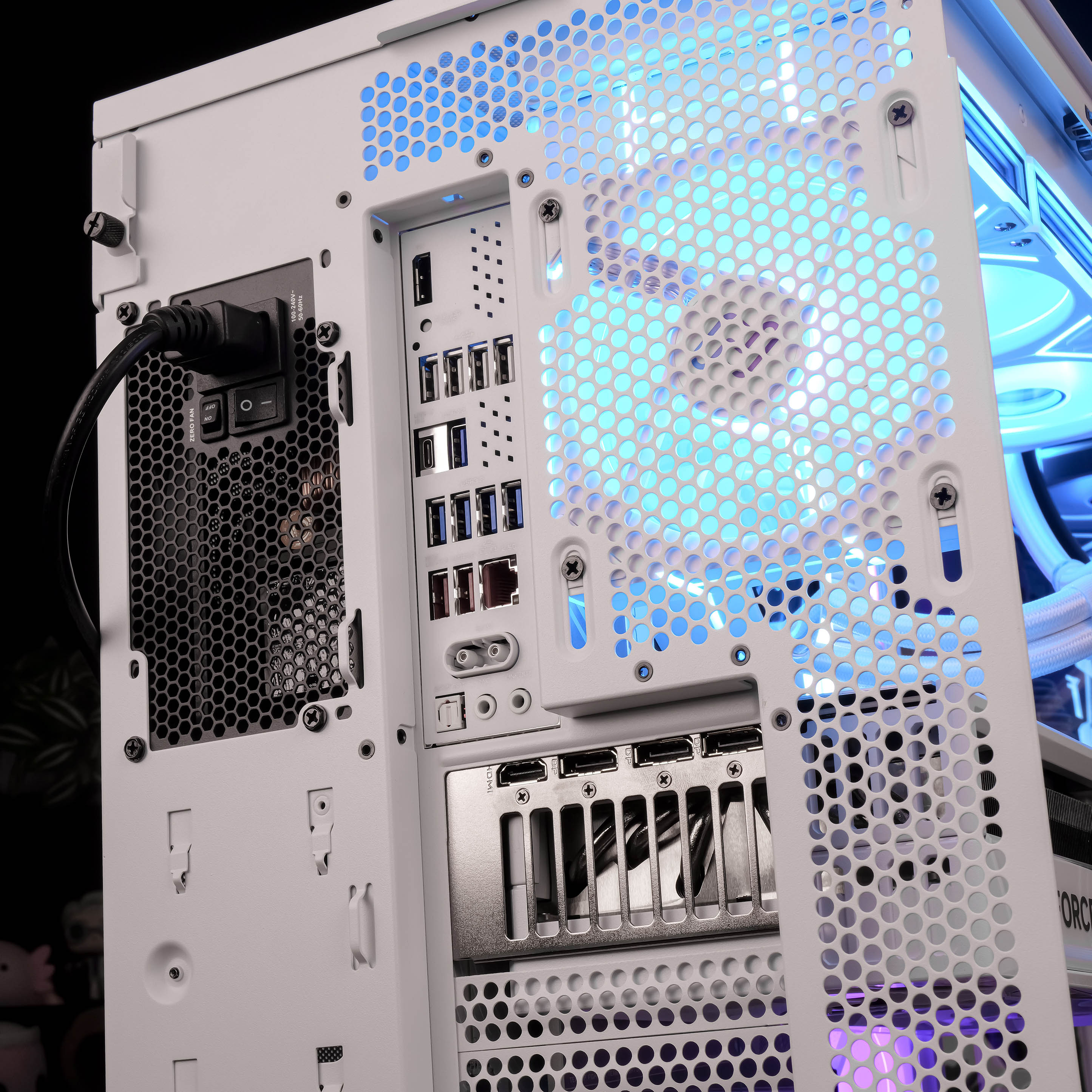 DURANDAL: RYZEN 7 9800X3D | RTX 5090