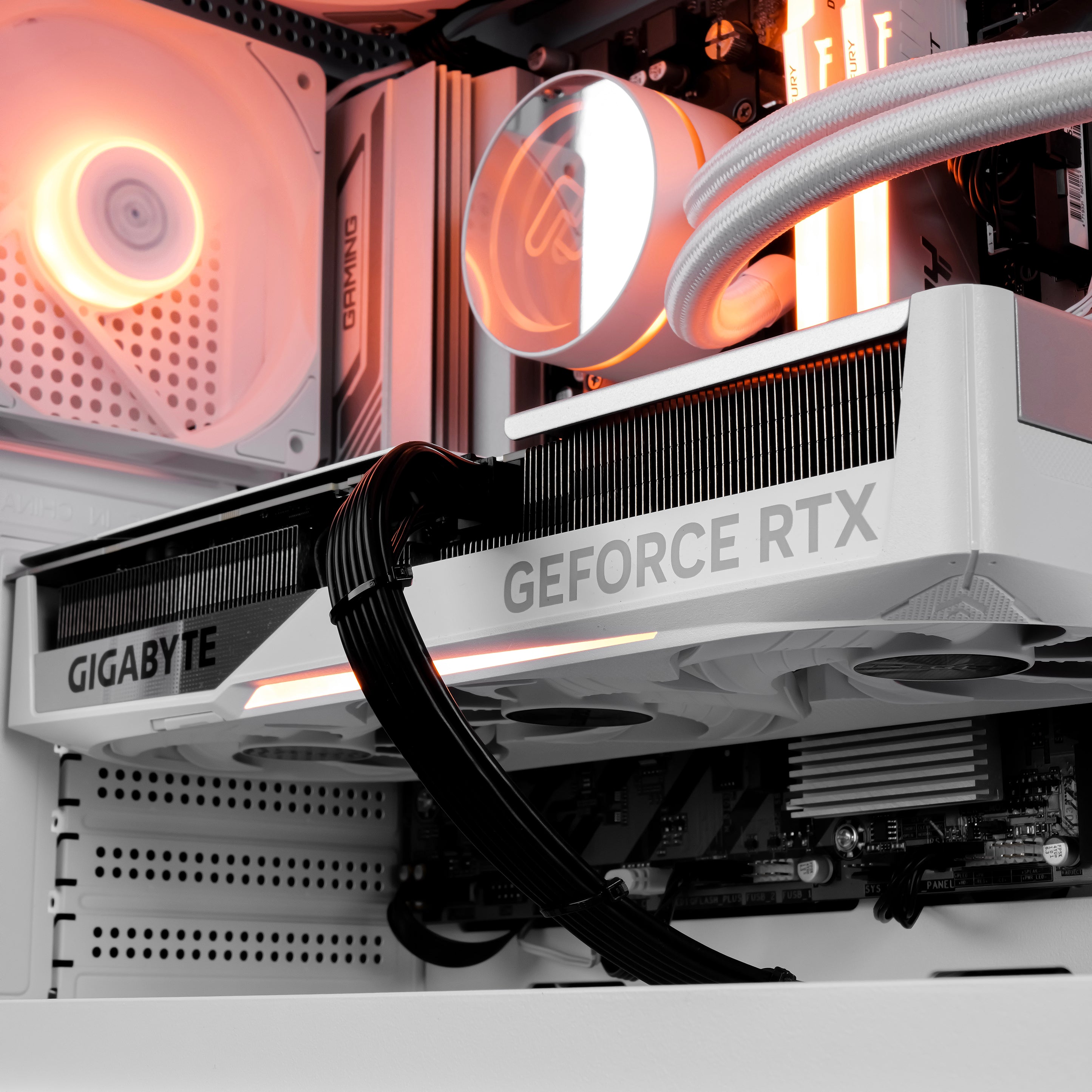 NEON CORE: RYZEN 7 7700 | RTX 5070 Ti