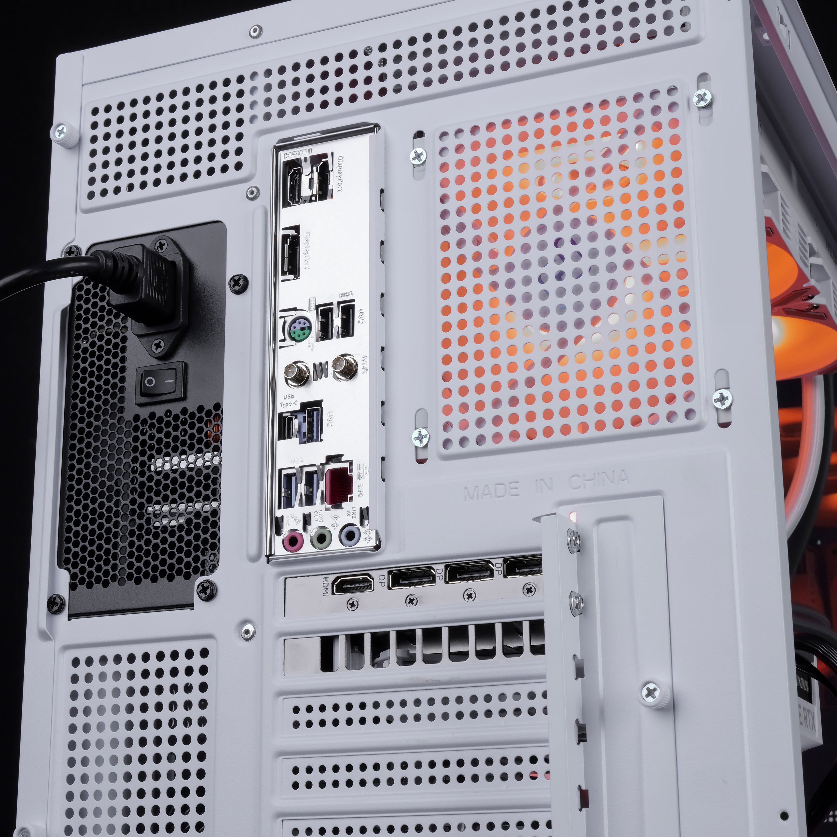 NEON CORE: RYZEN 7 7700 | RTX 5070 Ti