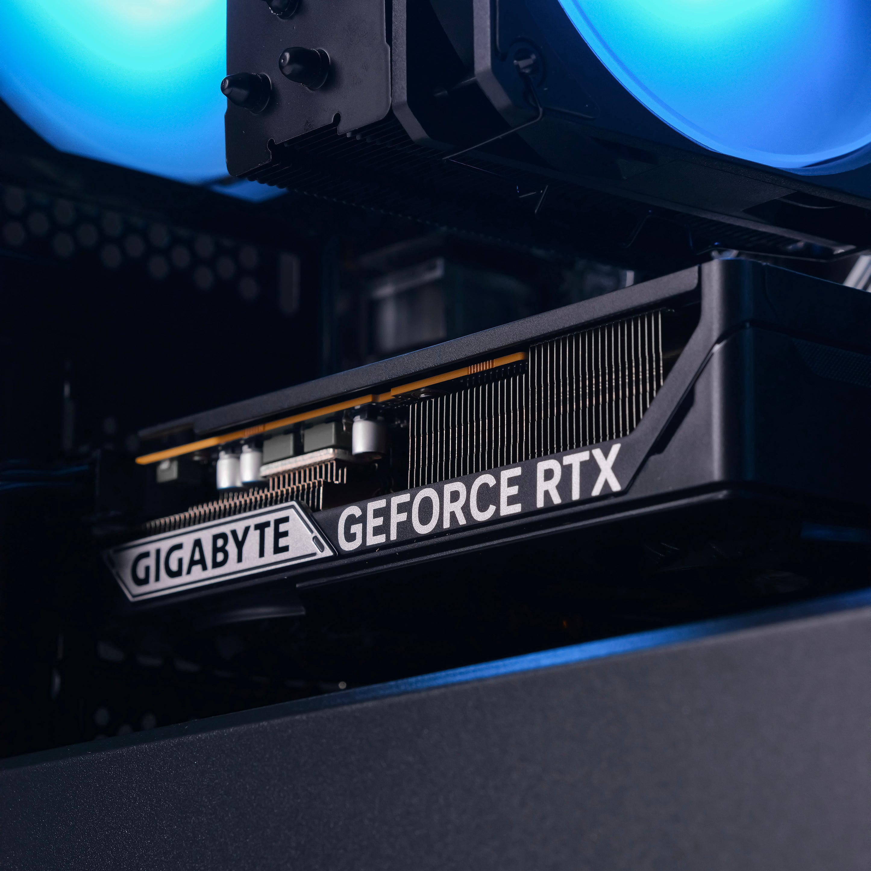 ATLAS: RYZEN 5 5600 | RTX 5060