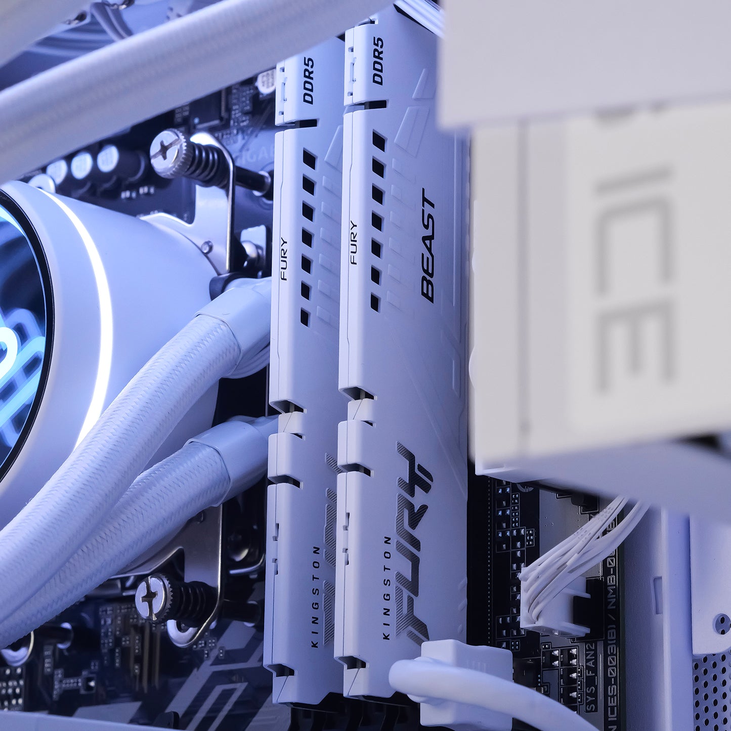 REGENT A3 PRO: RYZEN 7 8700F | RTX 5060