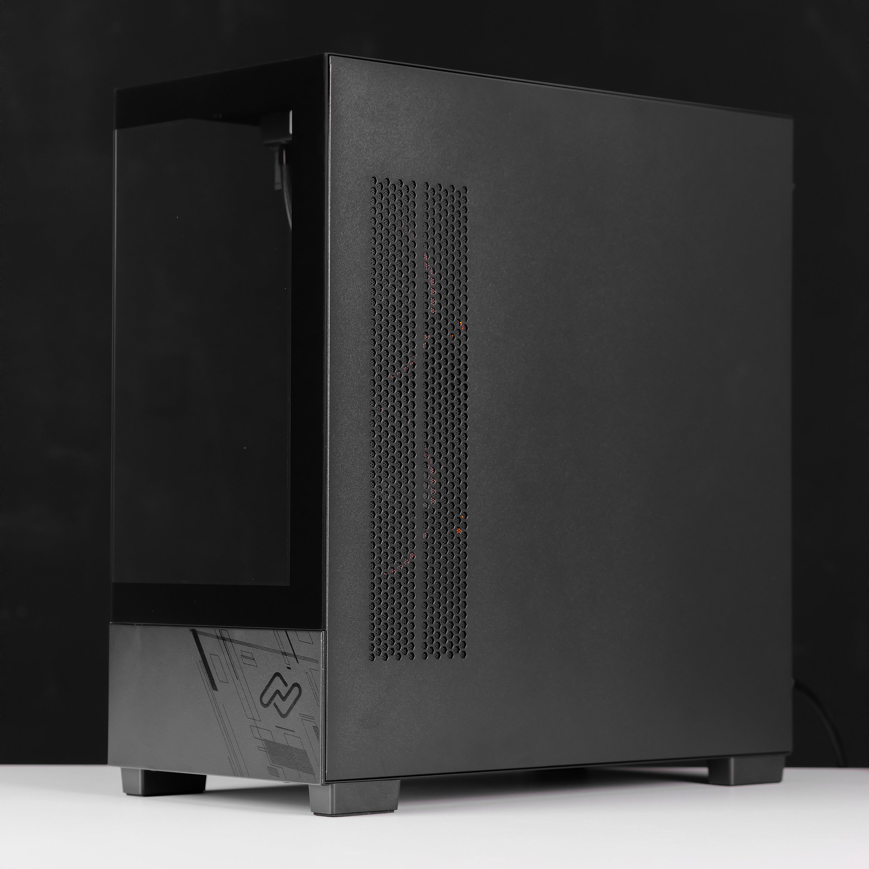PHOENIX PROTOCOL: RYZEN 7 7800X3D | RTX 5060