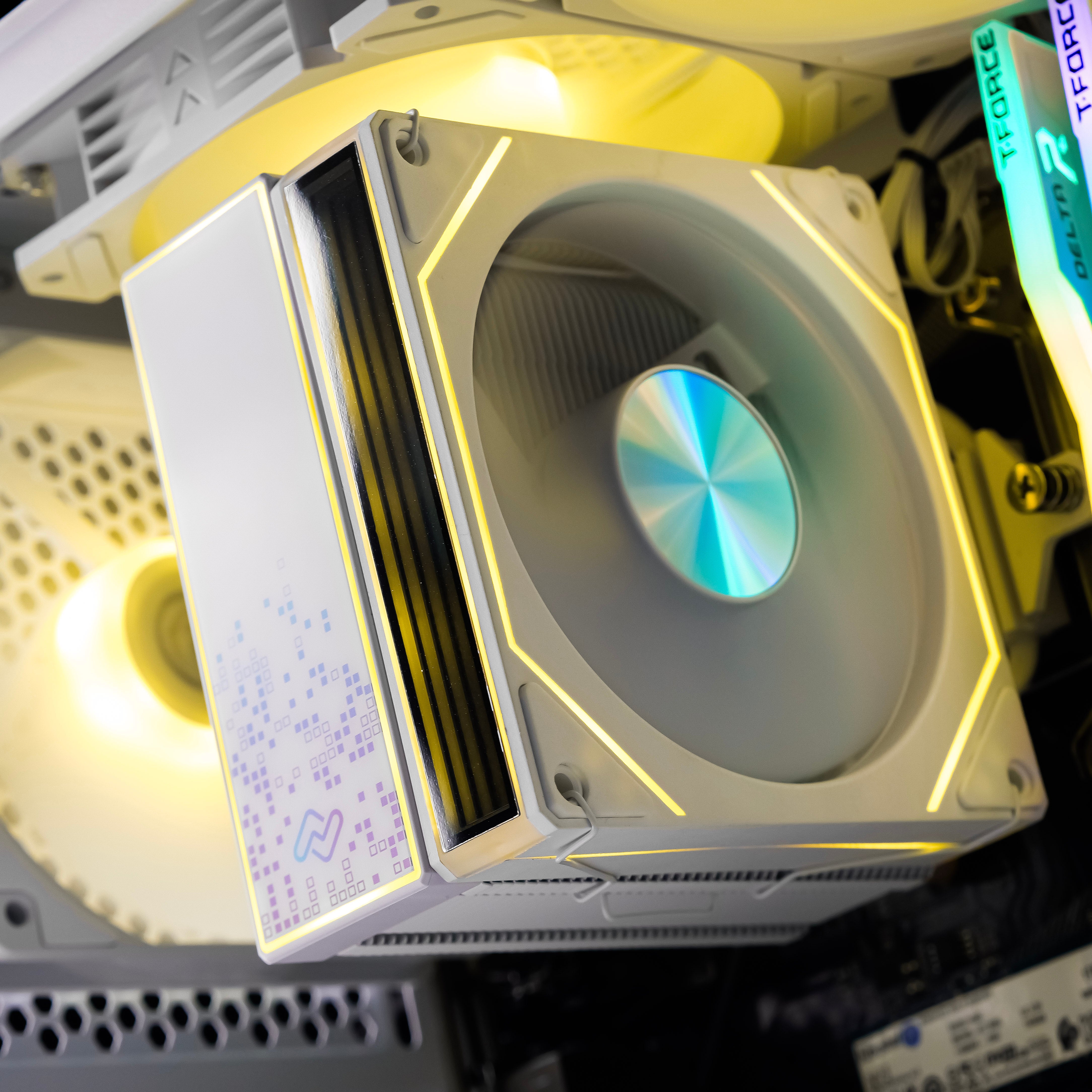 COSMIC PRO: RYZEN 5 5600GT | 16GB RAM