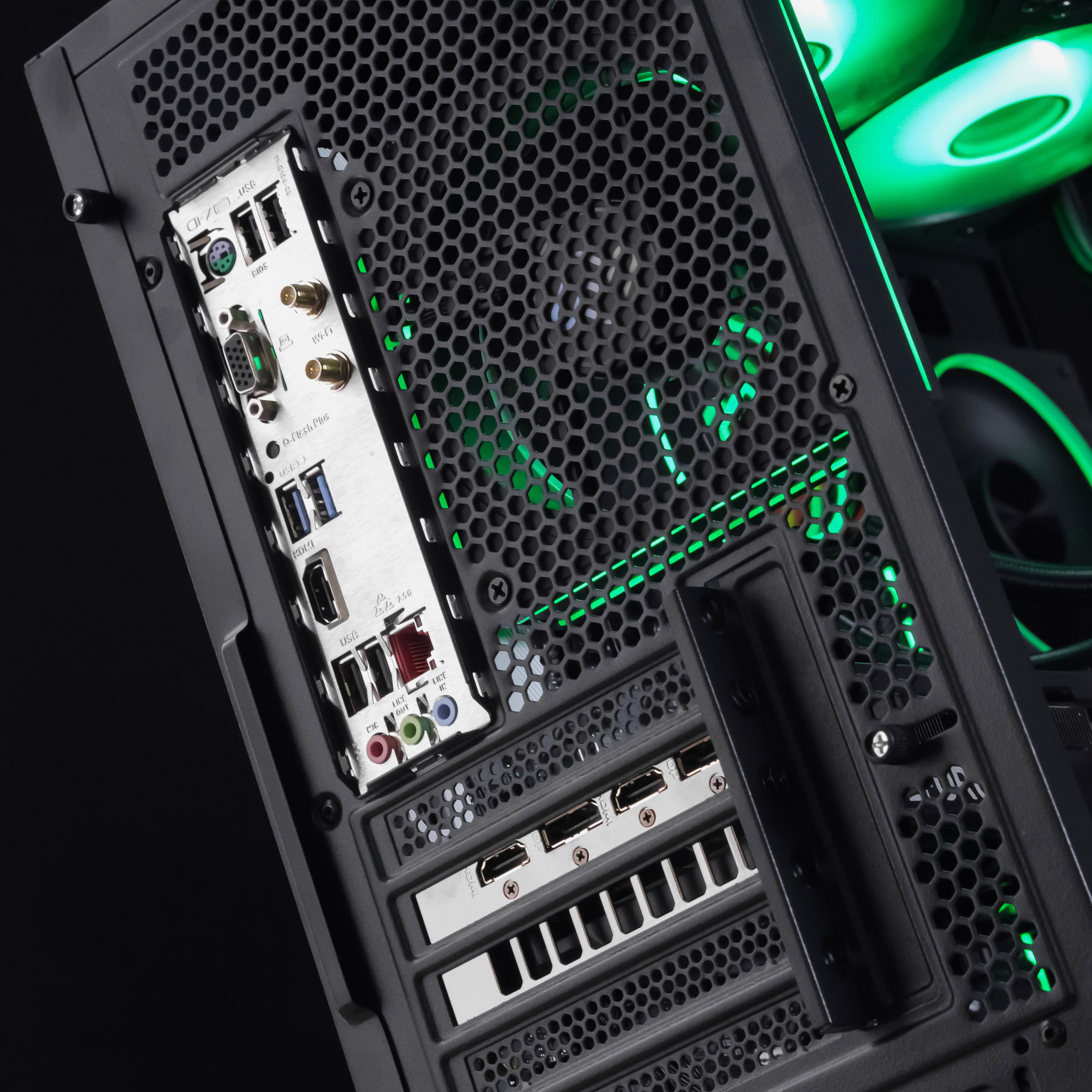 DARK FORGE: RYZEN 5 7500F | RTX 5050