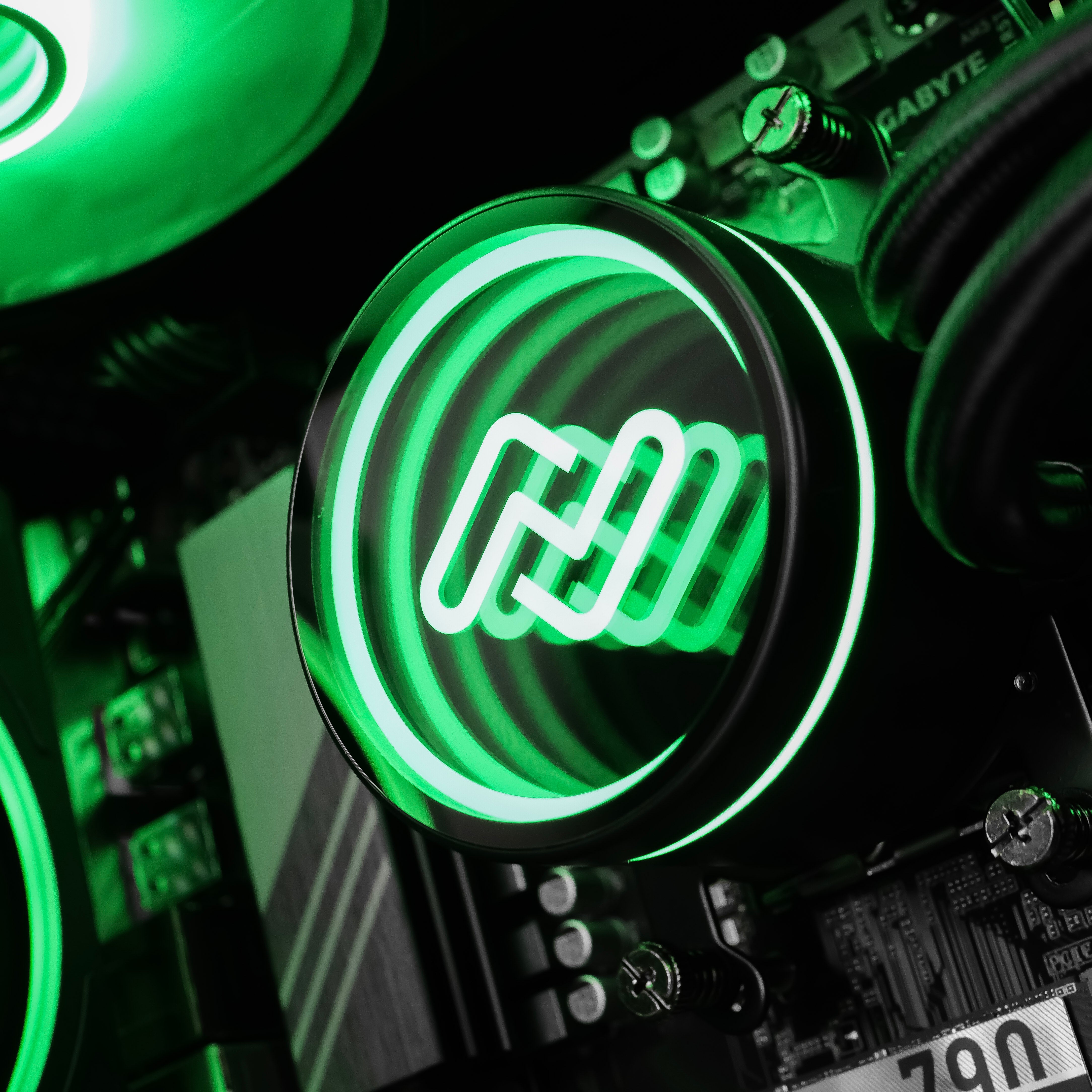 VENGEANCE: RYZEN 7 7800X3D | RTX 5070