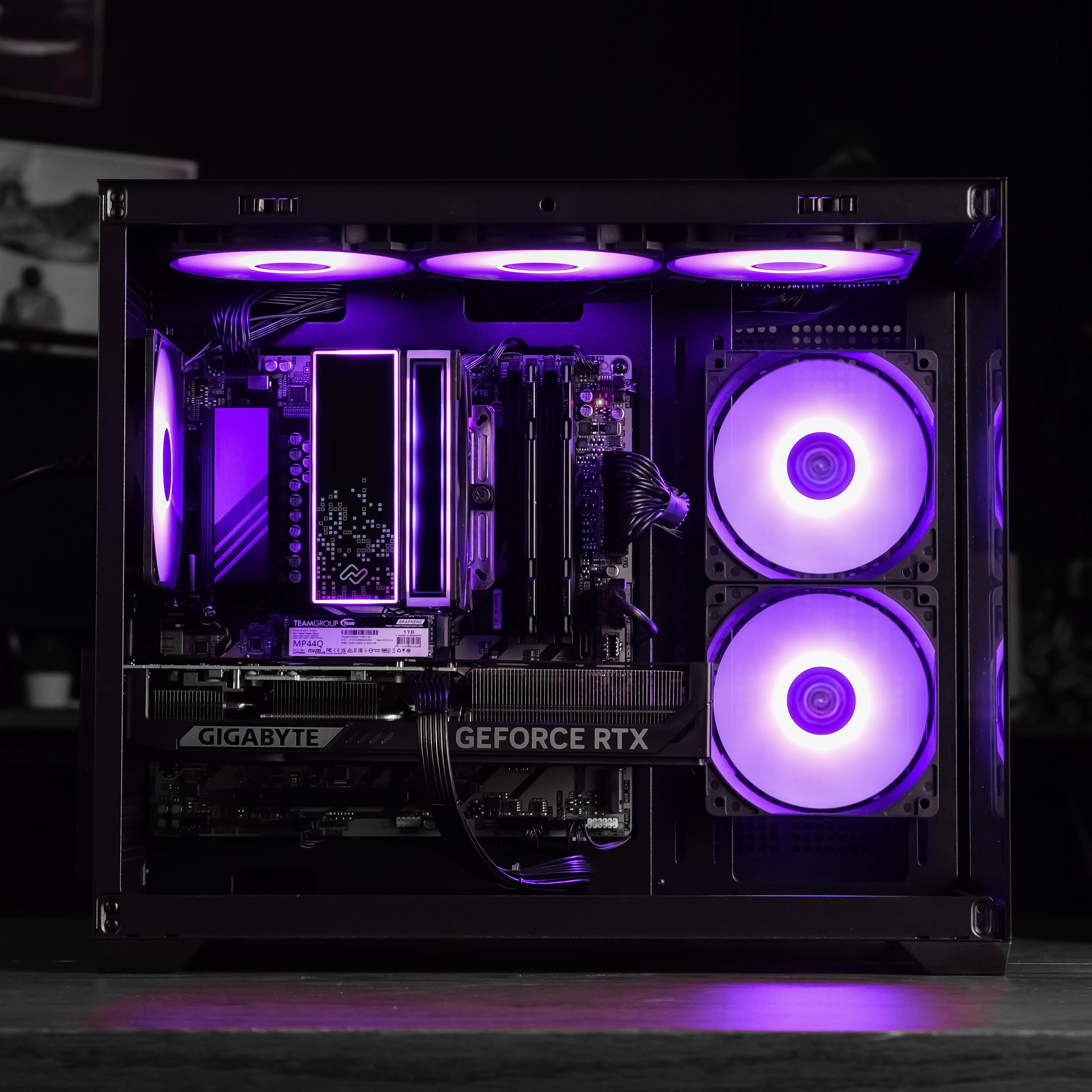 NOVA: RYZEN 5 7500F | RTX 5070