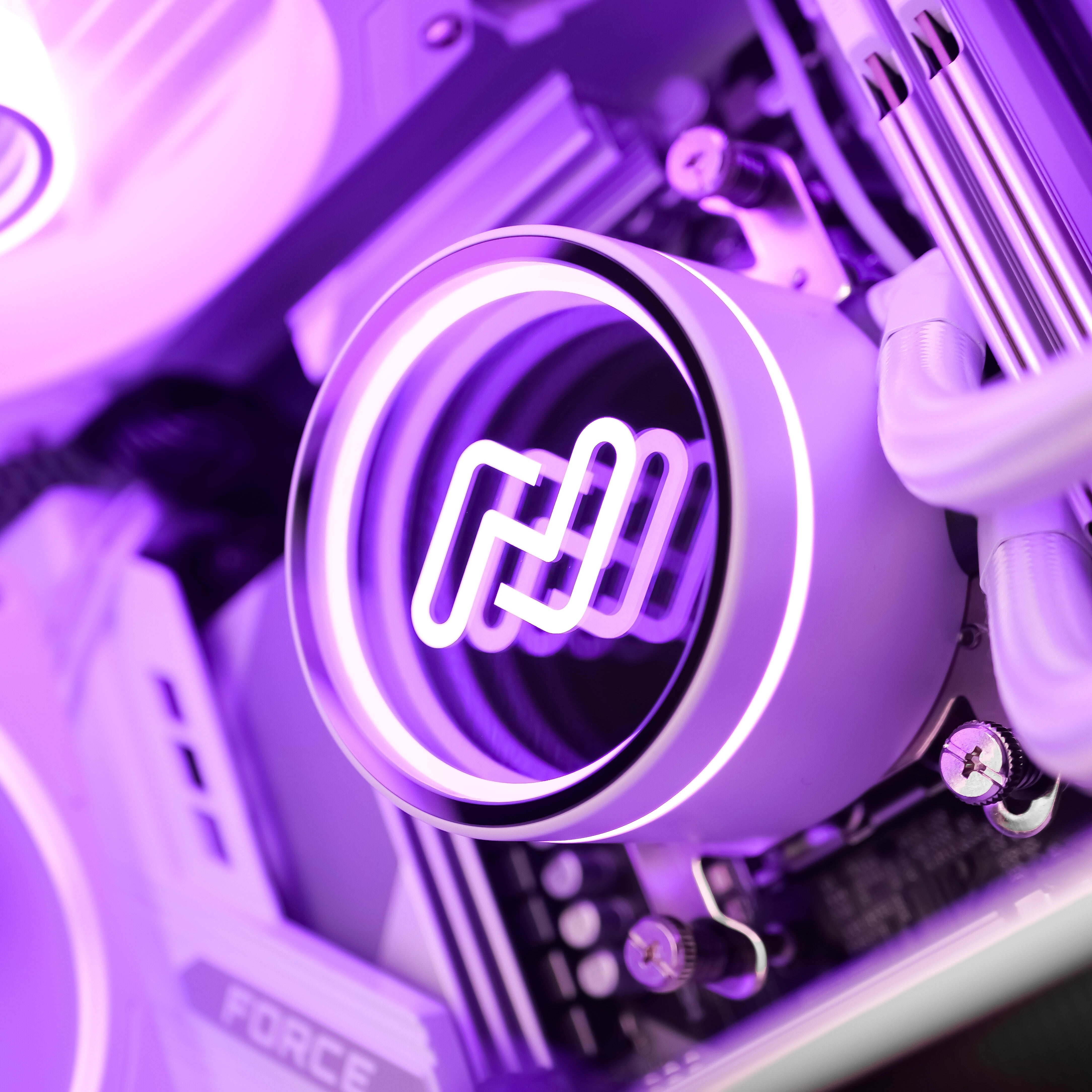 REDEMPTION: RYZEN 7 7800X3D | RTX 5070