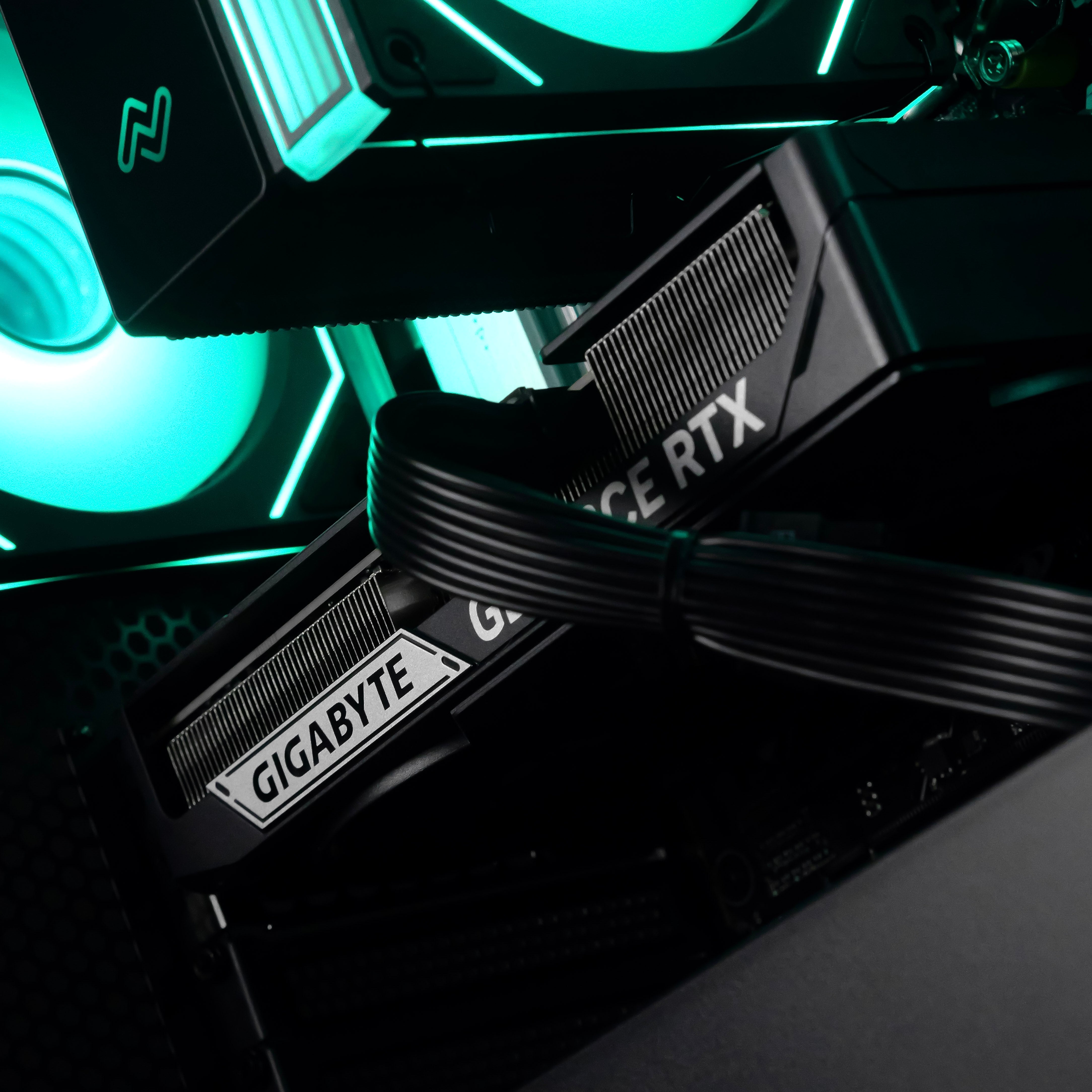 NIGHT FURY: RYZEN 5 7500F | RTX 5060 Ti