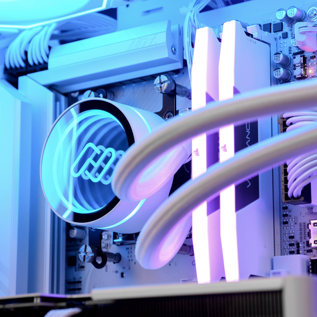 GALACTUS: RYZEN 7 9800X3D | RTX 5080